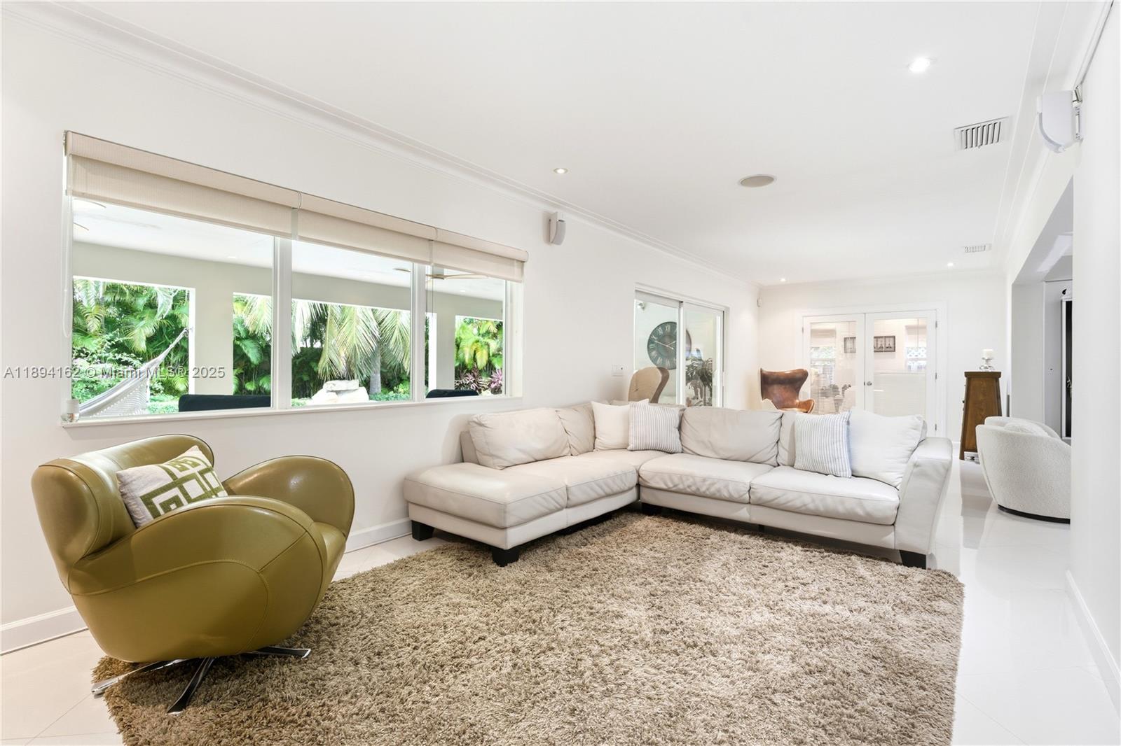 VENETIAN SEC KEYSTONE POI - Residential