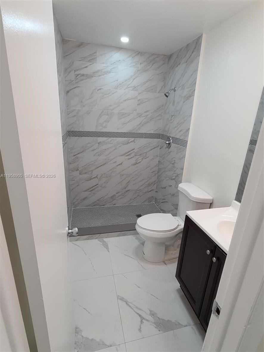 DEL RIO VILLAGE NORTH - Residential