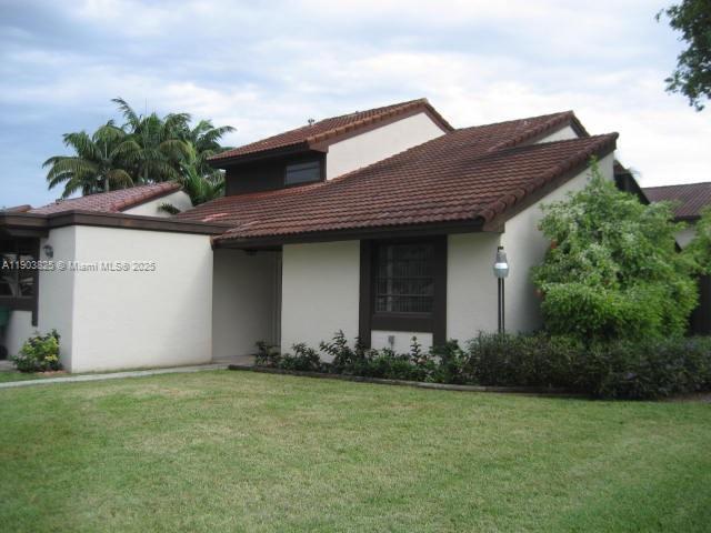 GLADEWIND HEIGHTS - Residential Lease