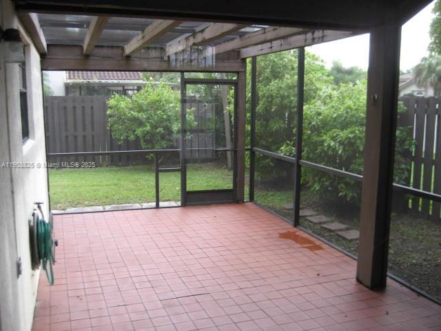 GLADEWIND HEIGHTS - Residential Lease