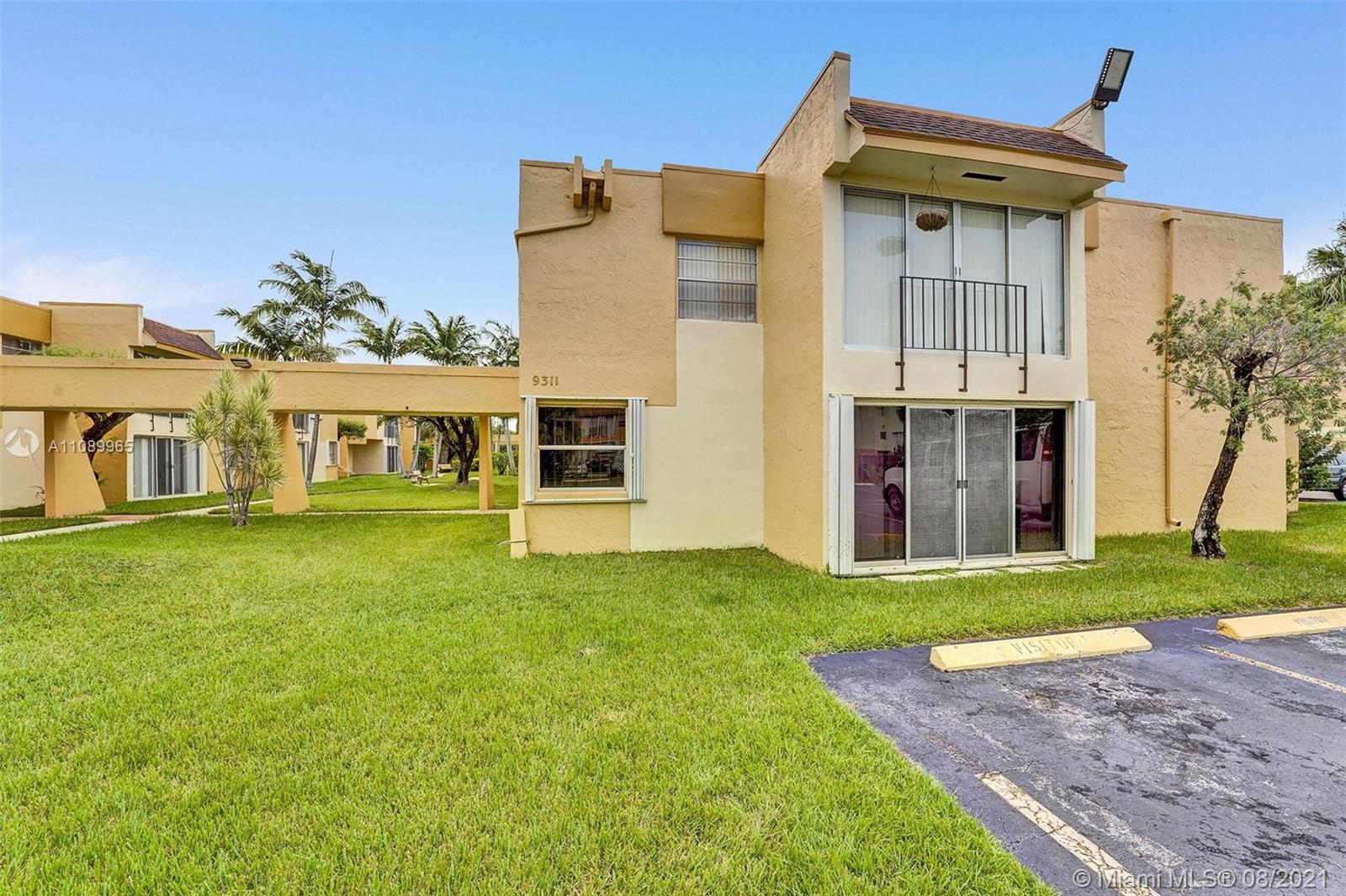 SOUTH WINDS CONDO - Residential