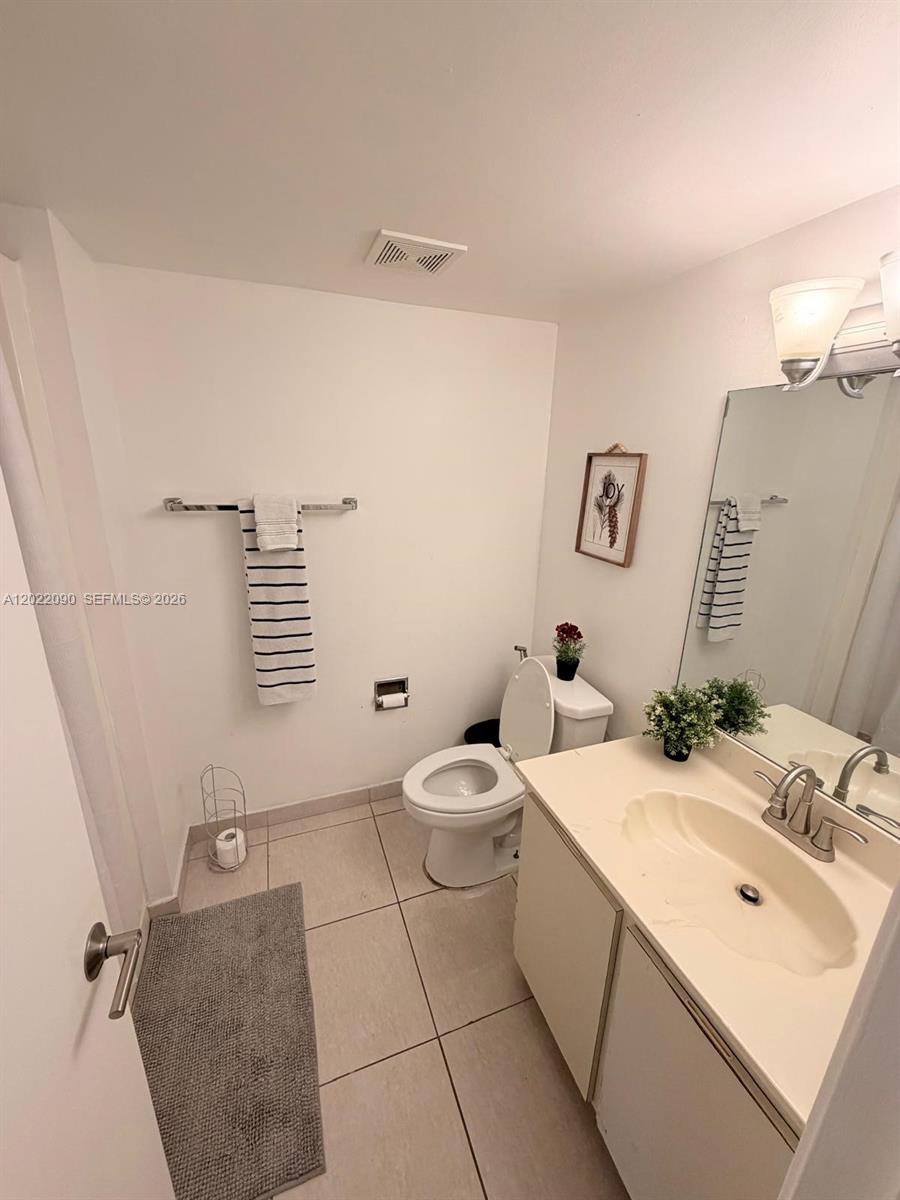 9443 Fontainebleau Blvd 209