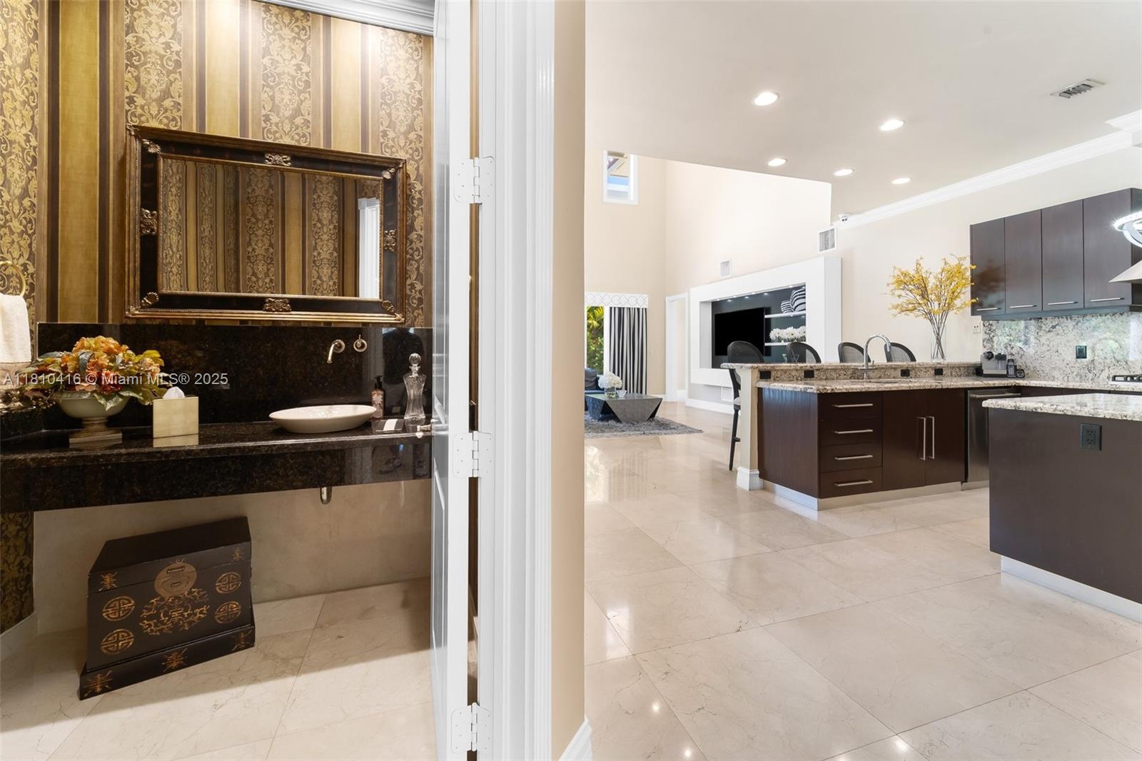 GOLDEN SHORES OCEAN BLVD - Residential