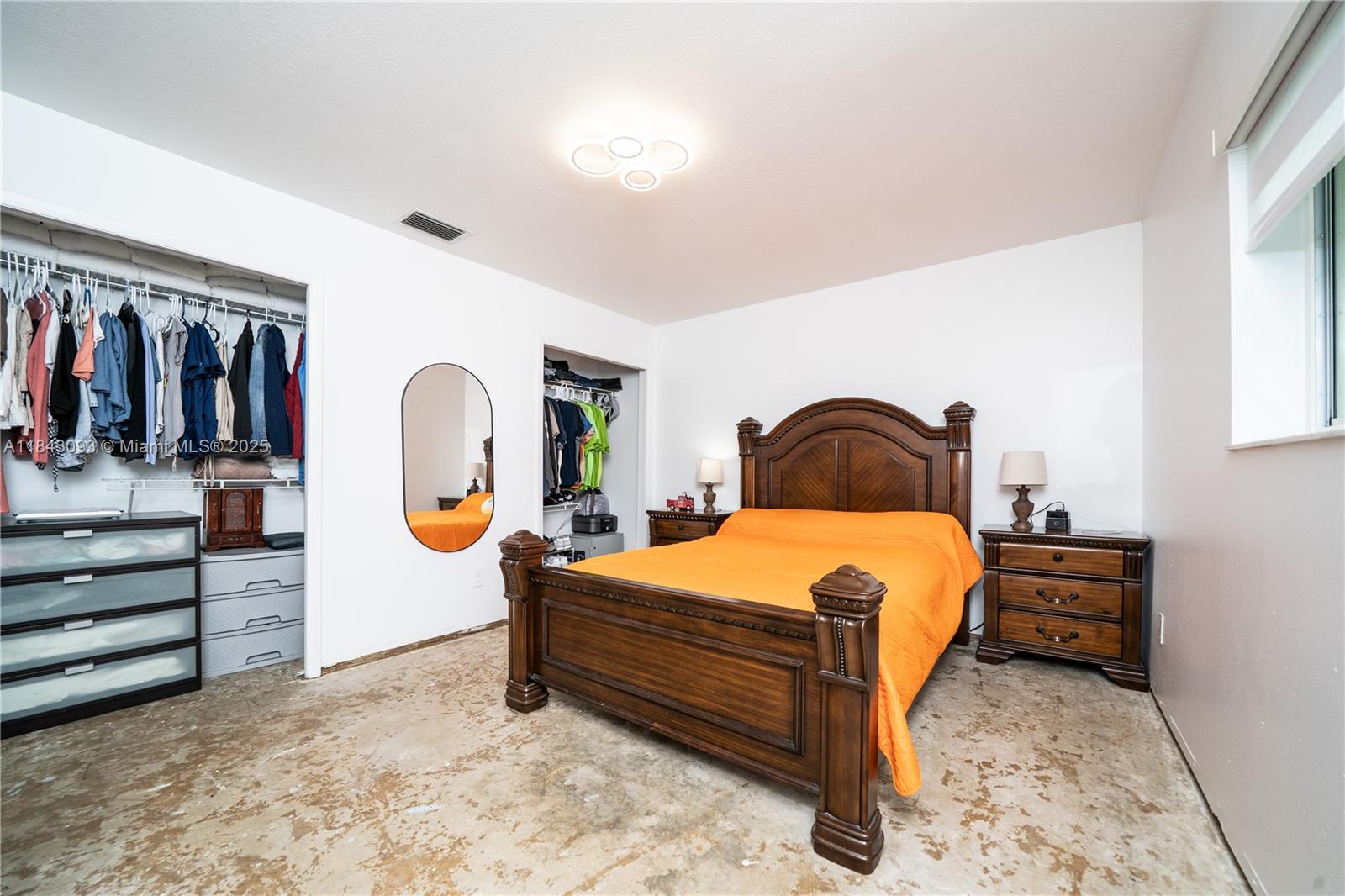 MELODY MANOR - Residential