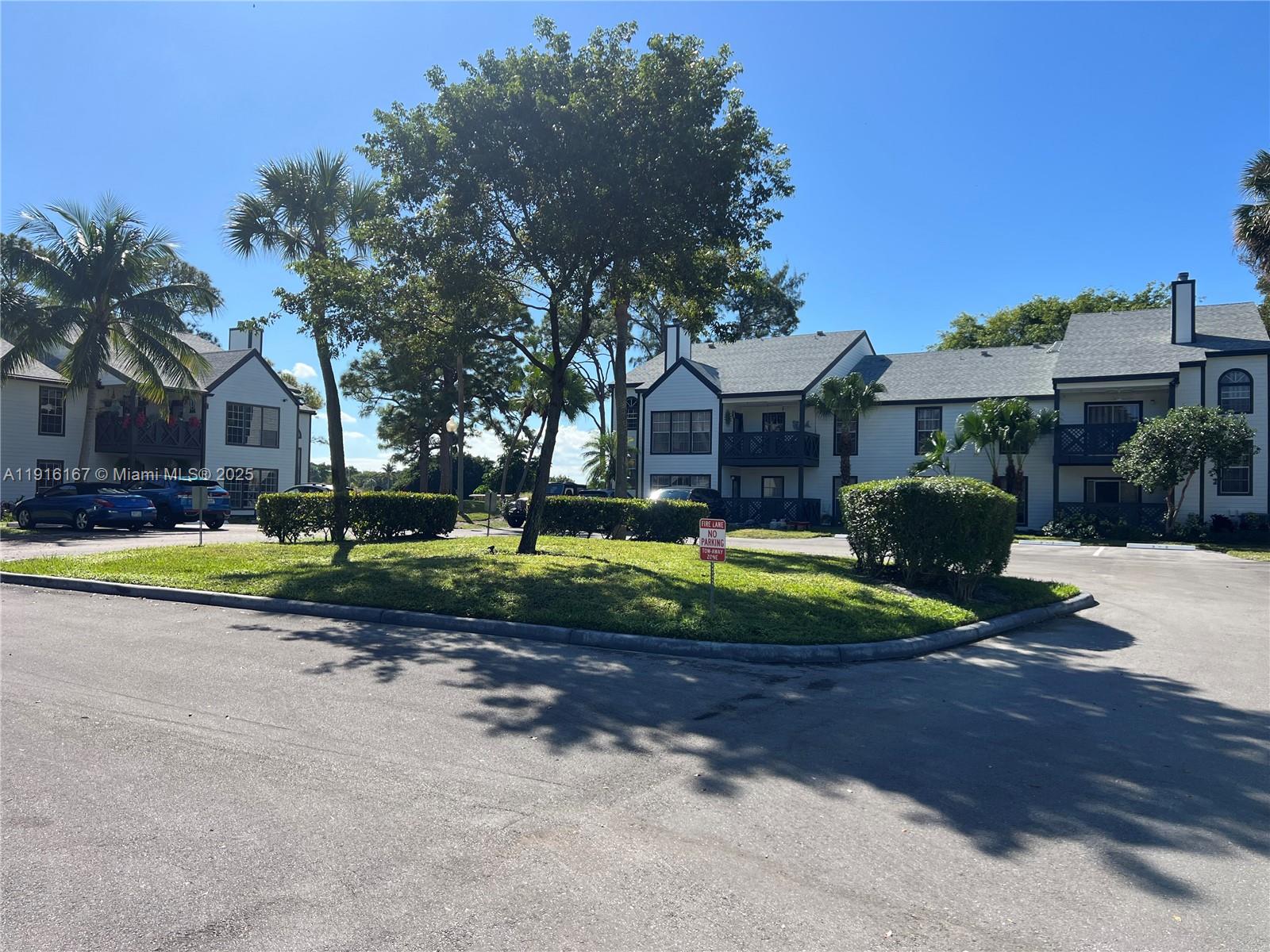 HEATHERWOOD CONDO - Residential Lease