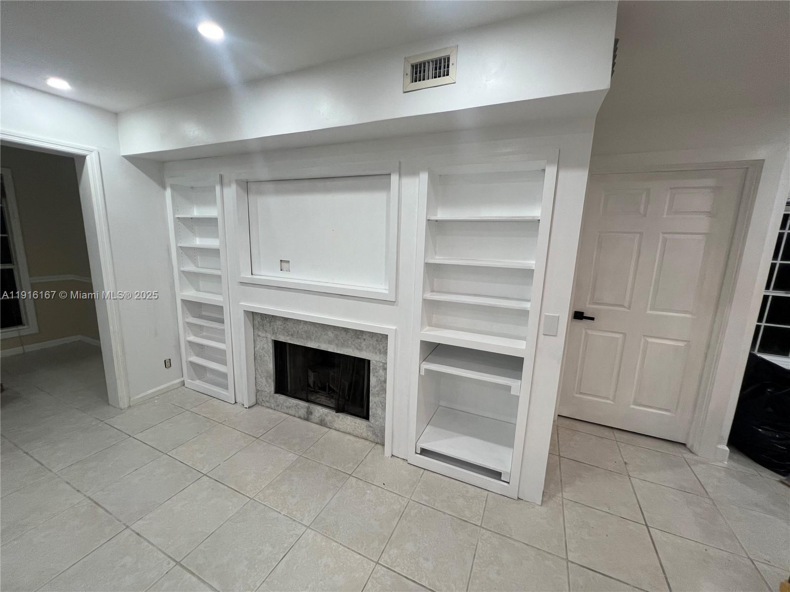 HEATHERWOOD CONDO - Residential Lease