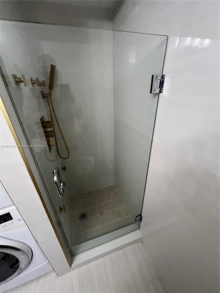 HEATHERWOOD CONDO - Residential Lease