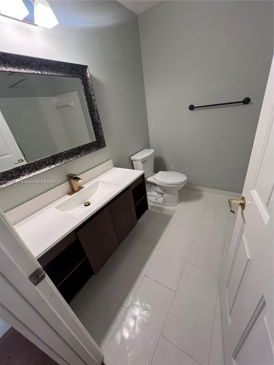 HEATHERWOOD CONDO - Residential Lease