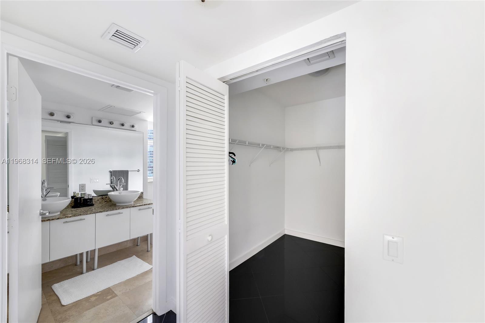 BRICKELL ON THE RIVER S T - Residential