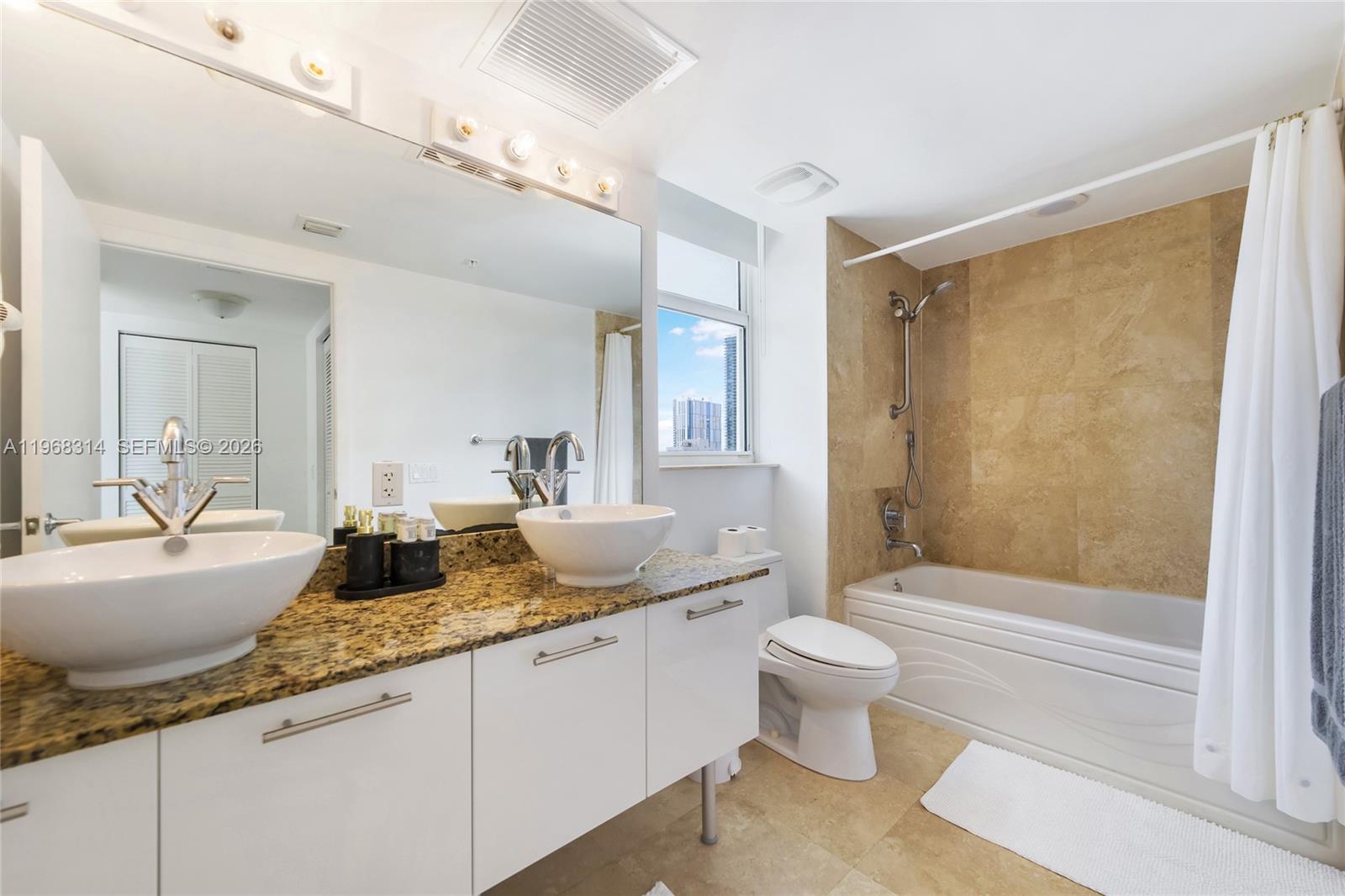 BRICKELL ON THE RIVER S T - Residential