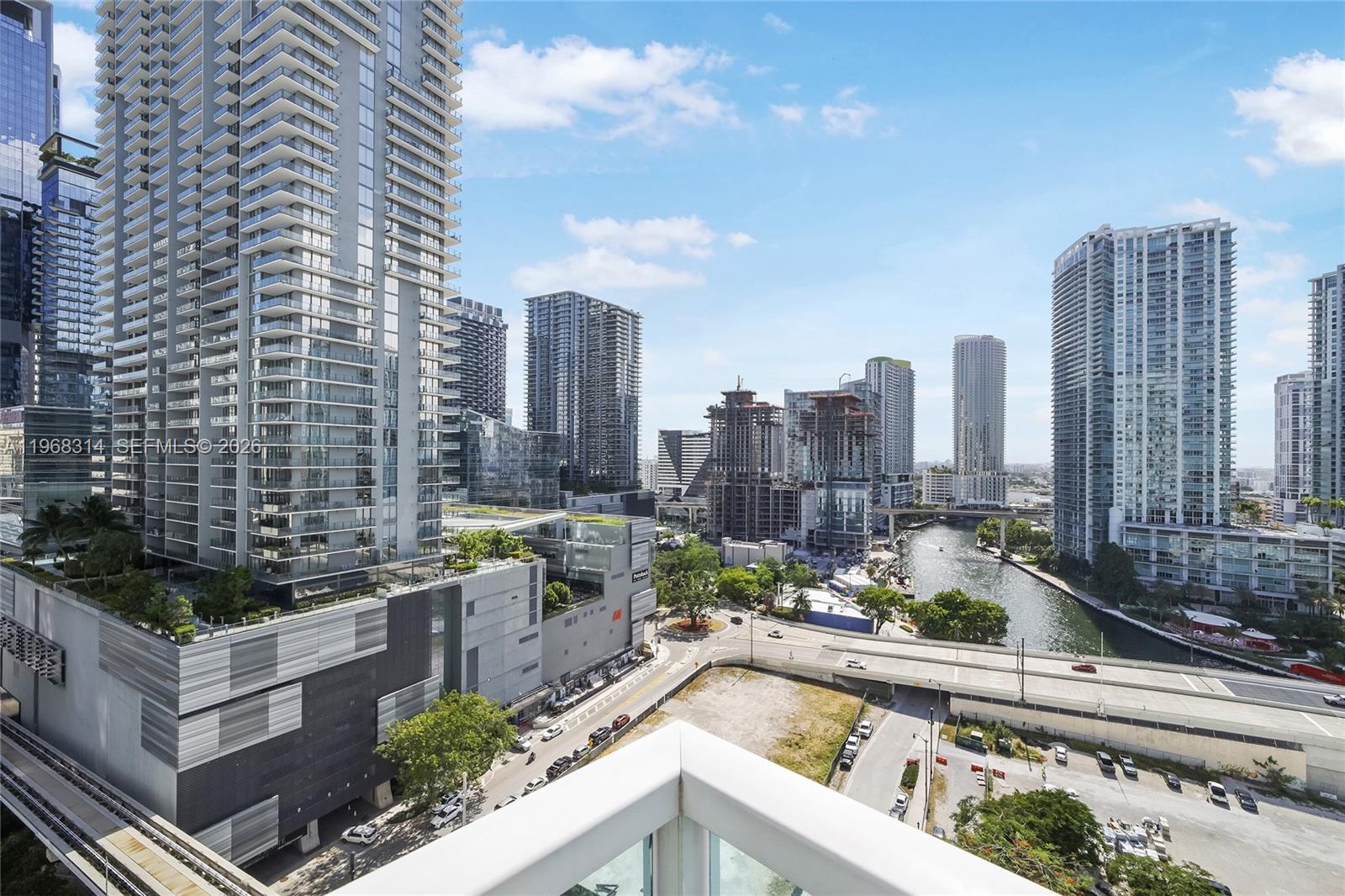 BRICKELL ON THE RIVER S T - Residential