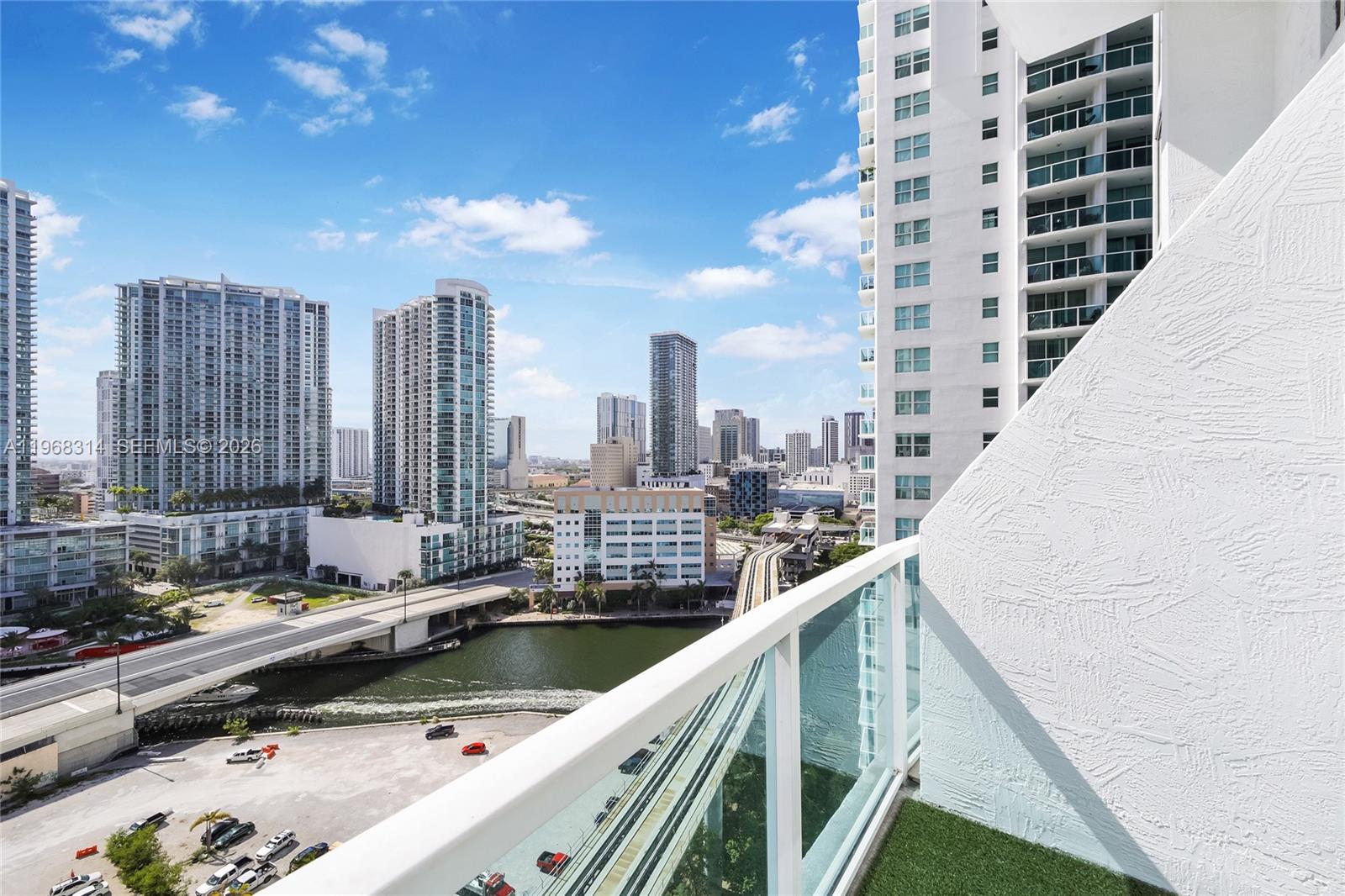 BRICKELL ON THE RIVER S T - Residential