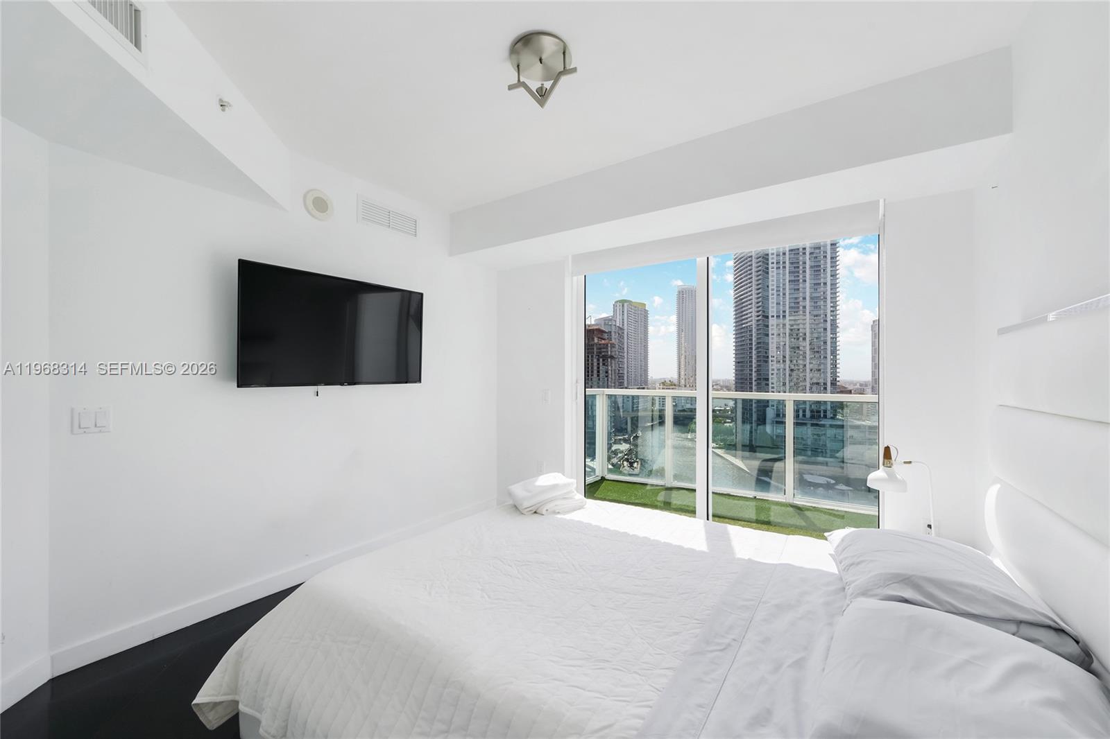 BRICKELL ON THE RIVER S T - Residential