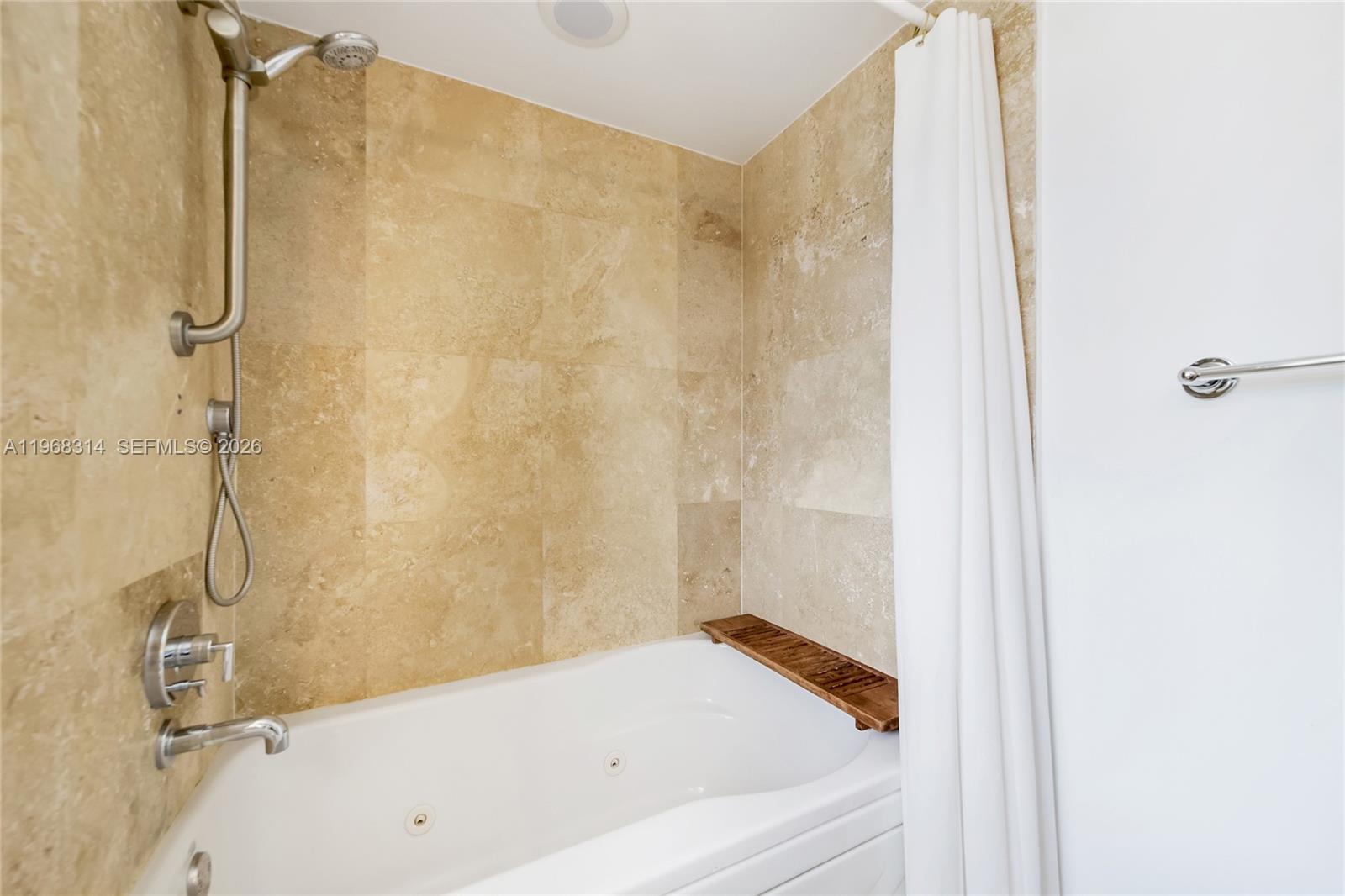 BRICKELL ON THE RIVER S T - Residential