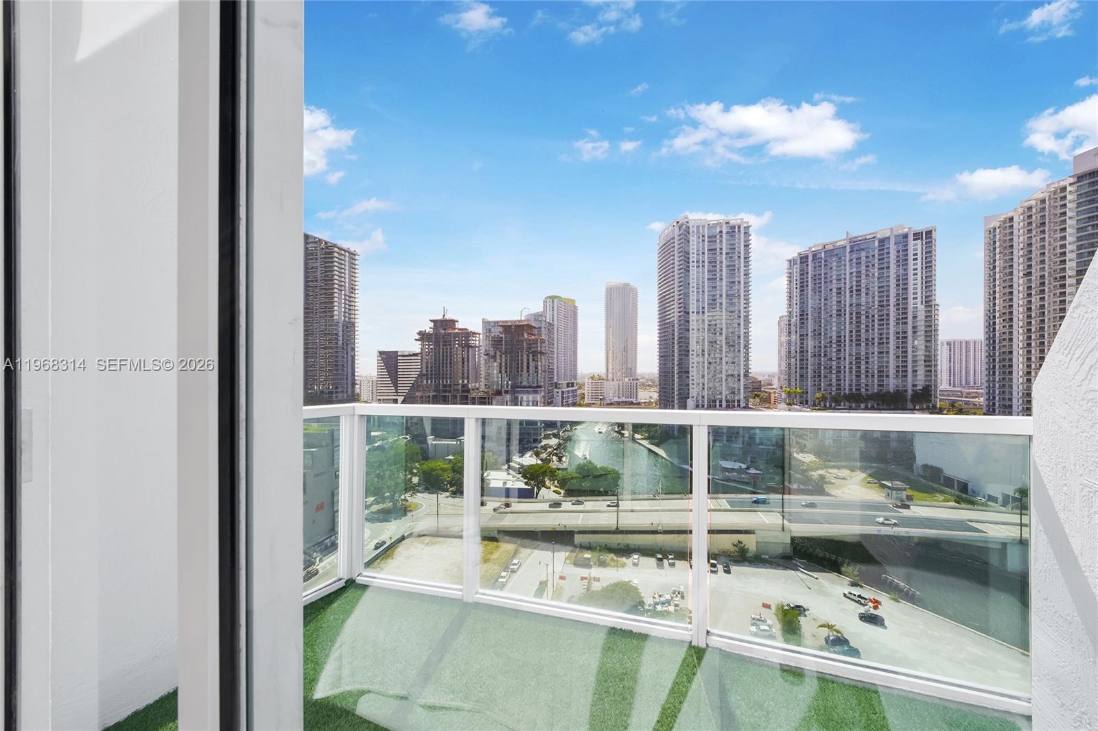 BRICKELL ON THE RIVER S T - Residential