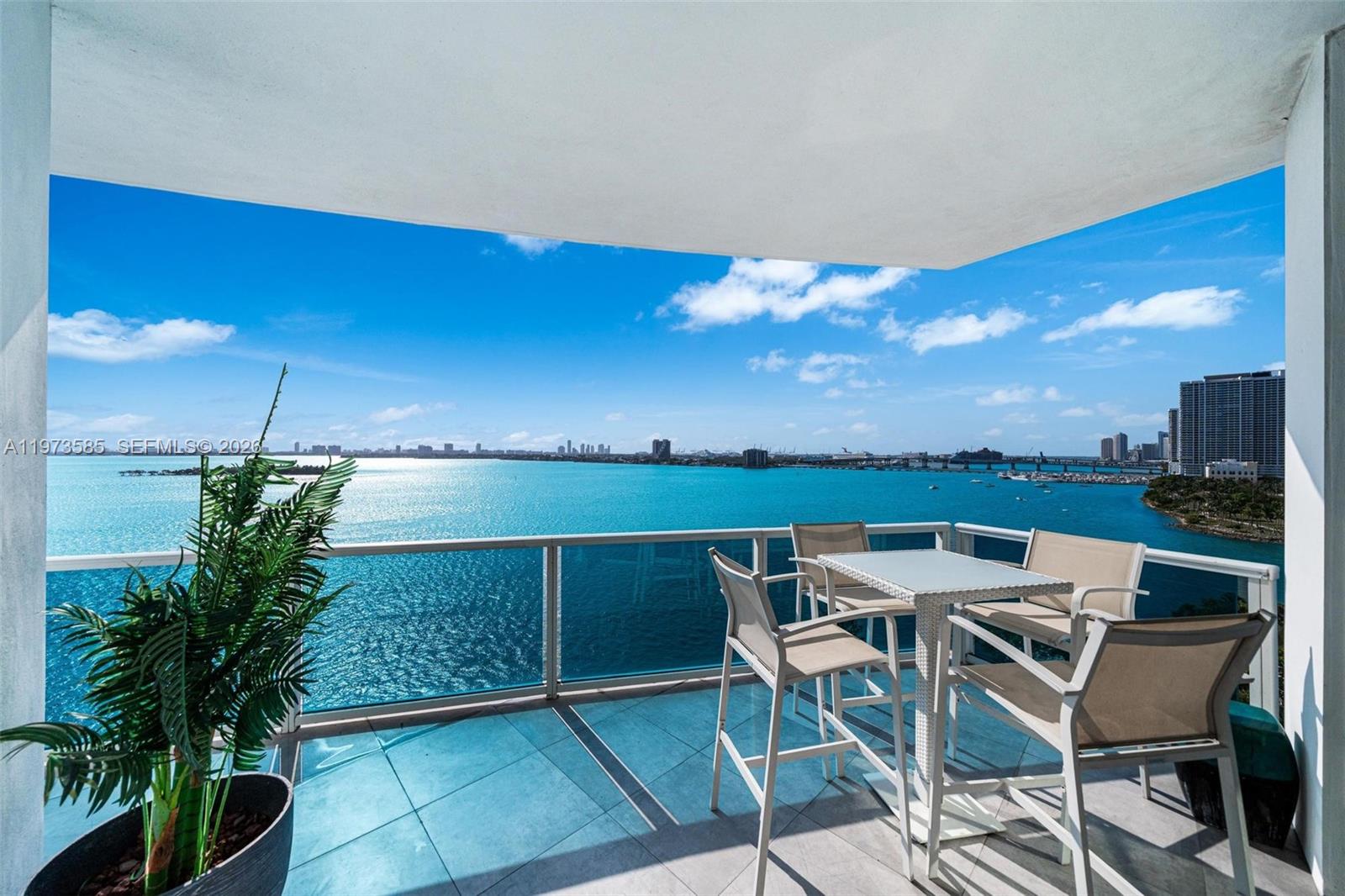 NEW WAVE CONDO - Residential