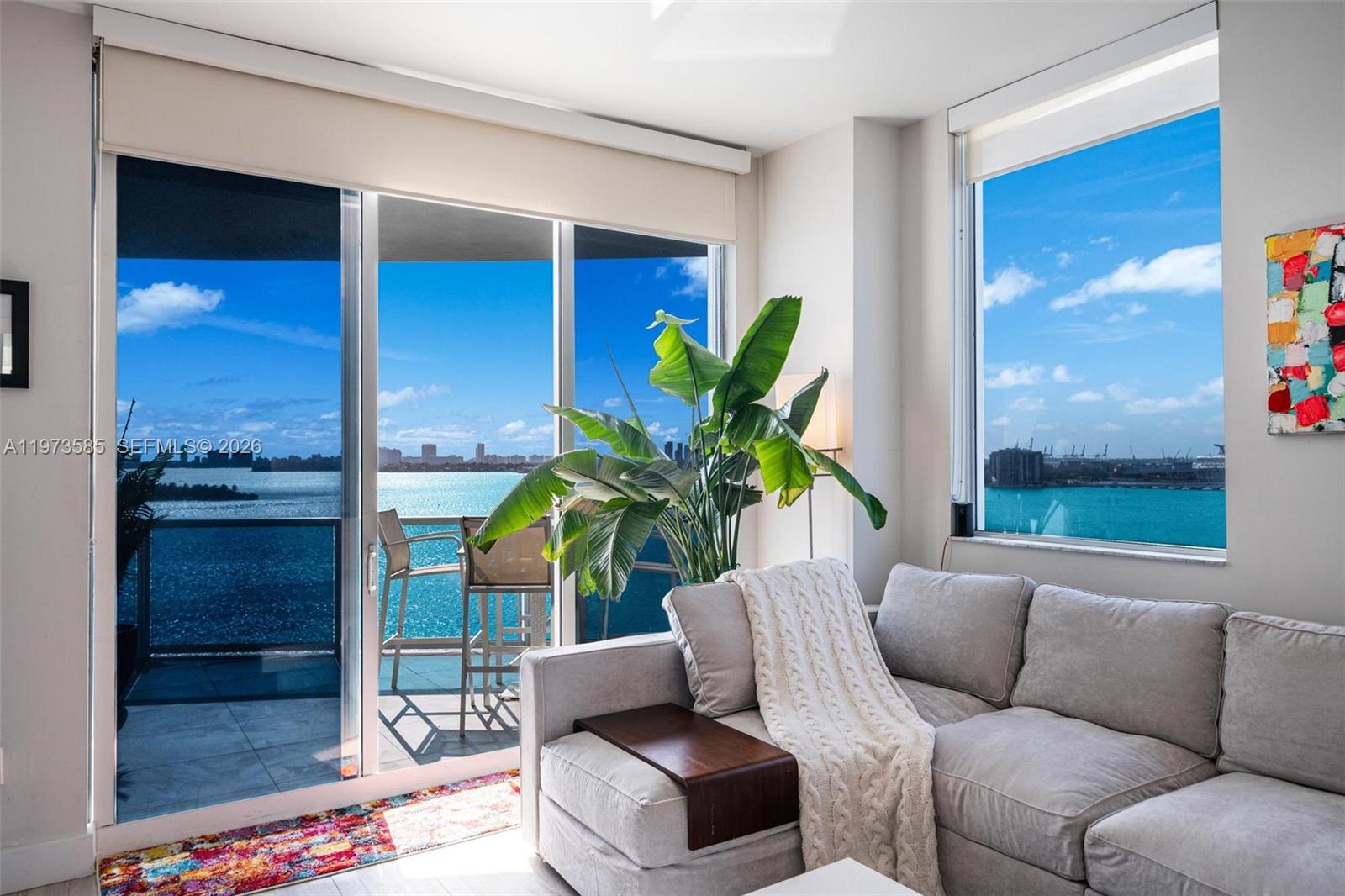 NEW WAVE CONDO - Residential