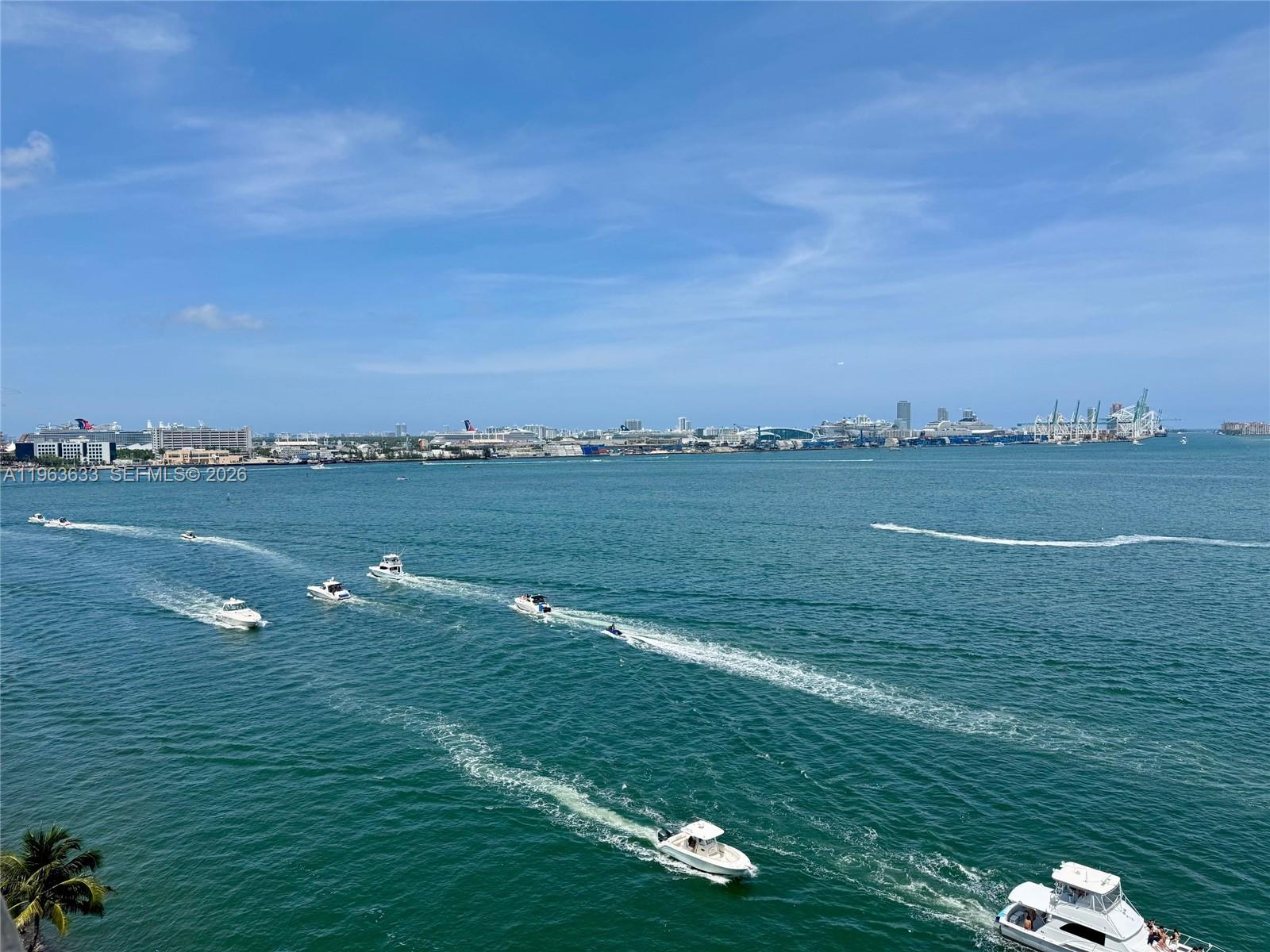 ISOLA CONDO - Residential