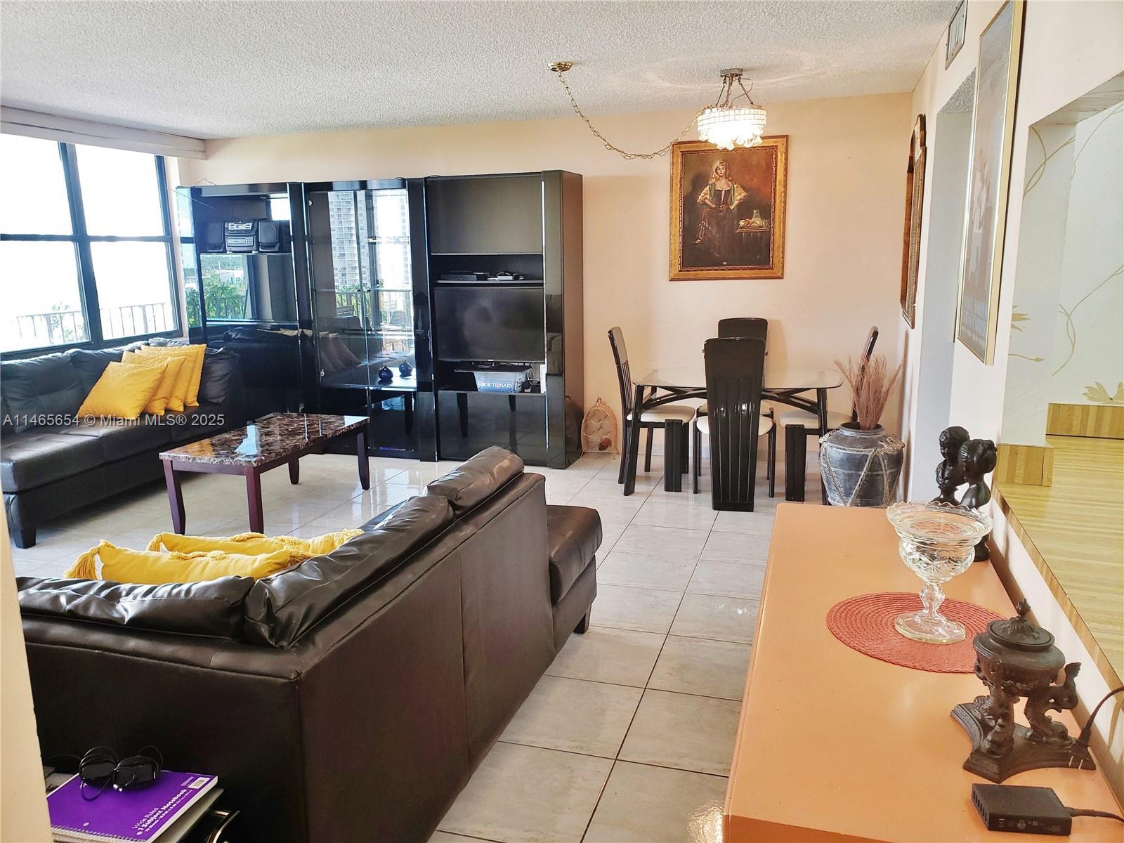 18151 NE 31st Ct 906