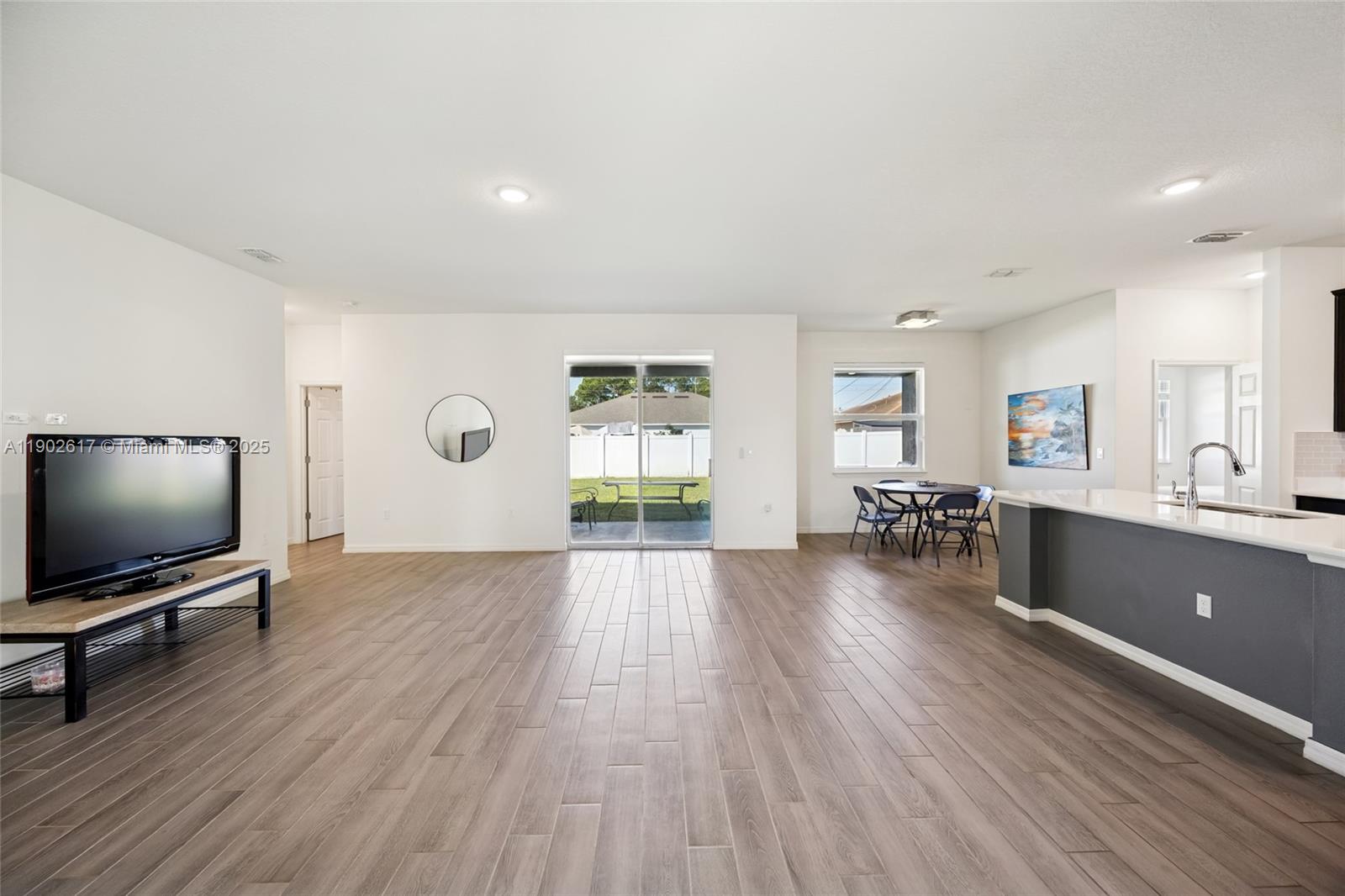 PORT ST LUCIE SECTION 17 - Residential