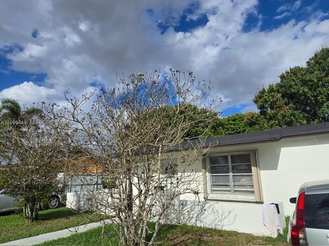 3131 SW 117th Ct Miami FL 33175