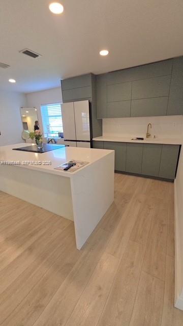 SOUTHERN ESTATES 14TH ADD - Residential