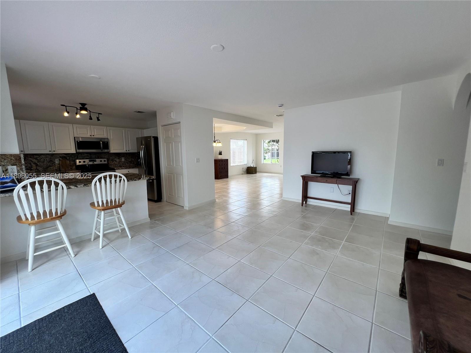 FOUR LAKES SEC 5 - Residential