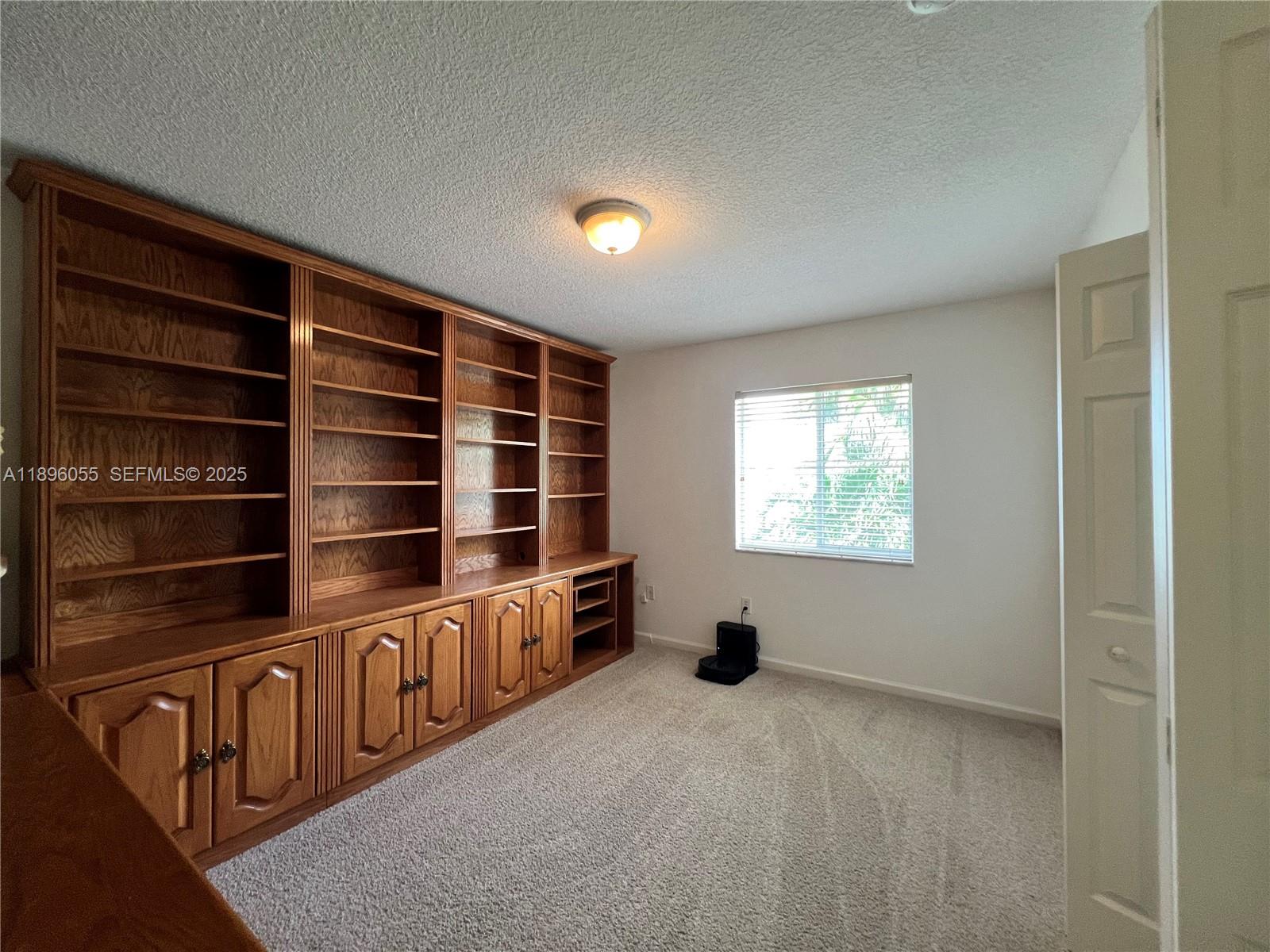 FOUR LAKES SEC 5 - Residential