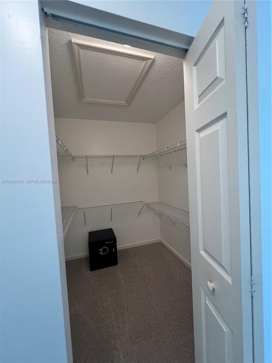 FOUR LAKES SEC 5 - Residential