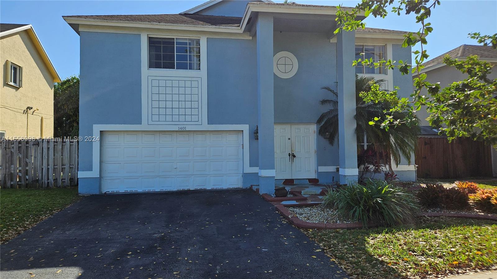 Property for Sale at 1401 Sw 97th Ave, Pembroke Pines, Miami-Dade County, Florida - Bedrooms: 5 
Bathrooms: 3  - $599,900