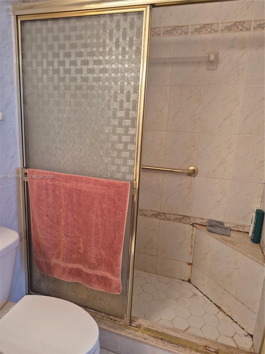 HILLCREST EAST NO 26 COND - Residential