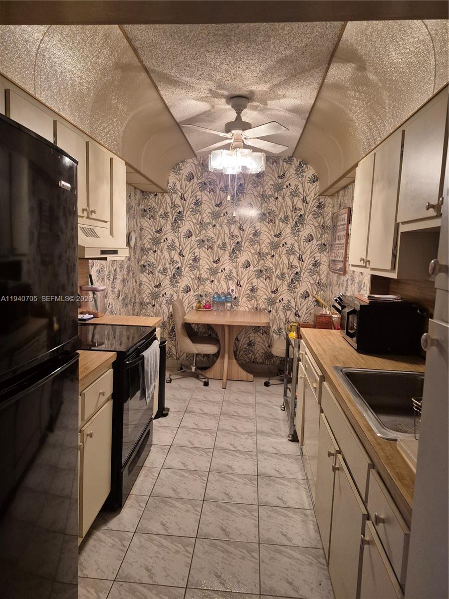 4001 Hillcrest Dr 509