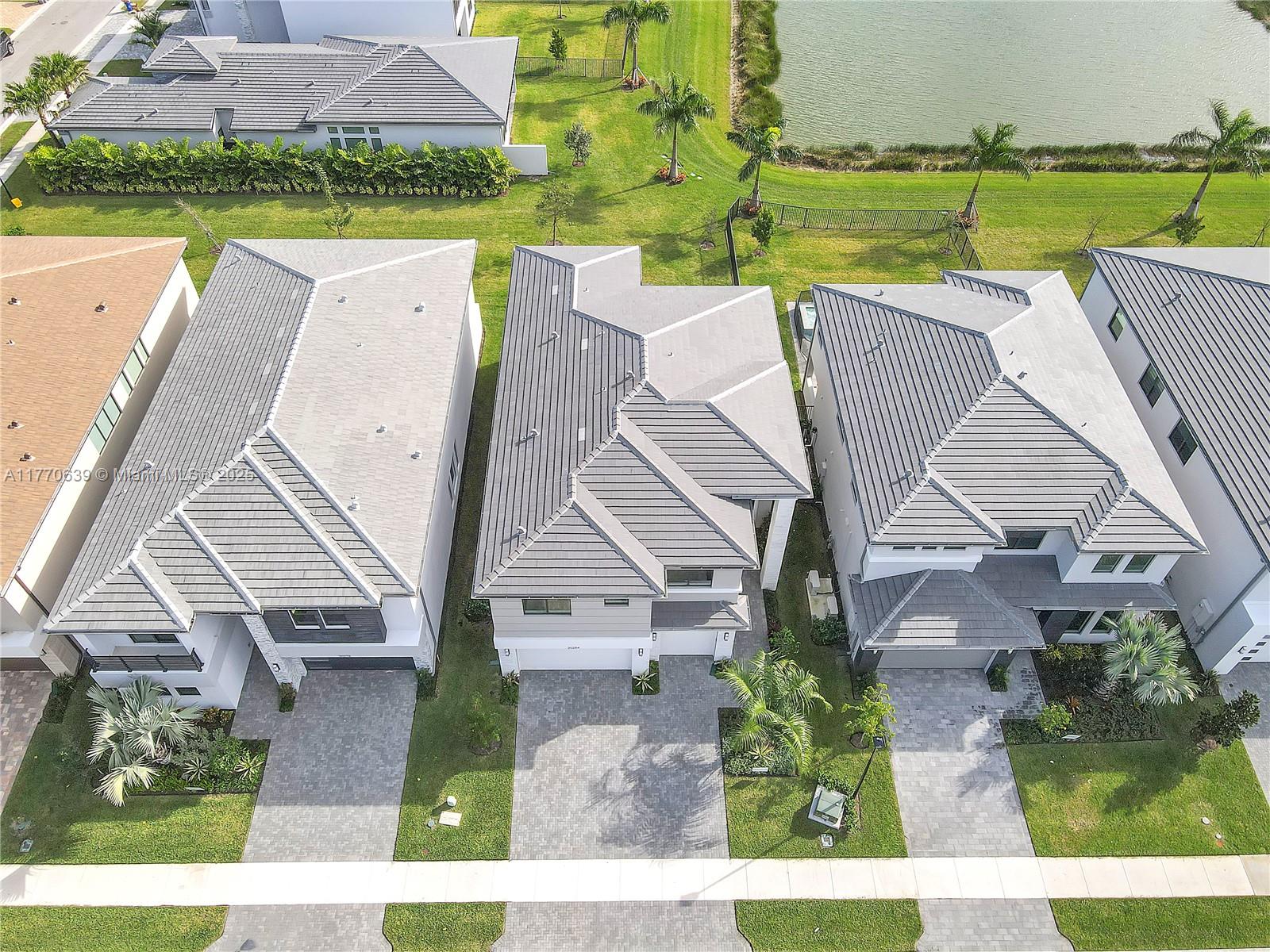 BOCA RATON GOLF COURSE - Residential