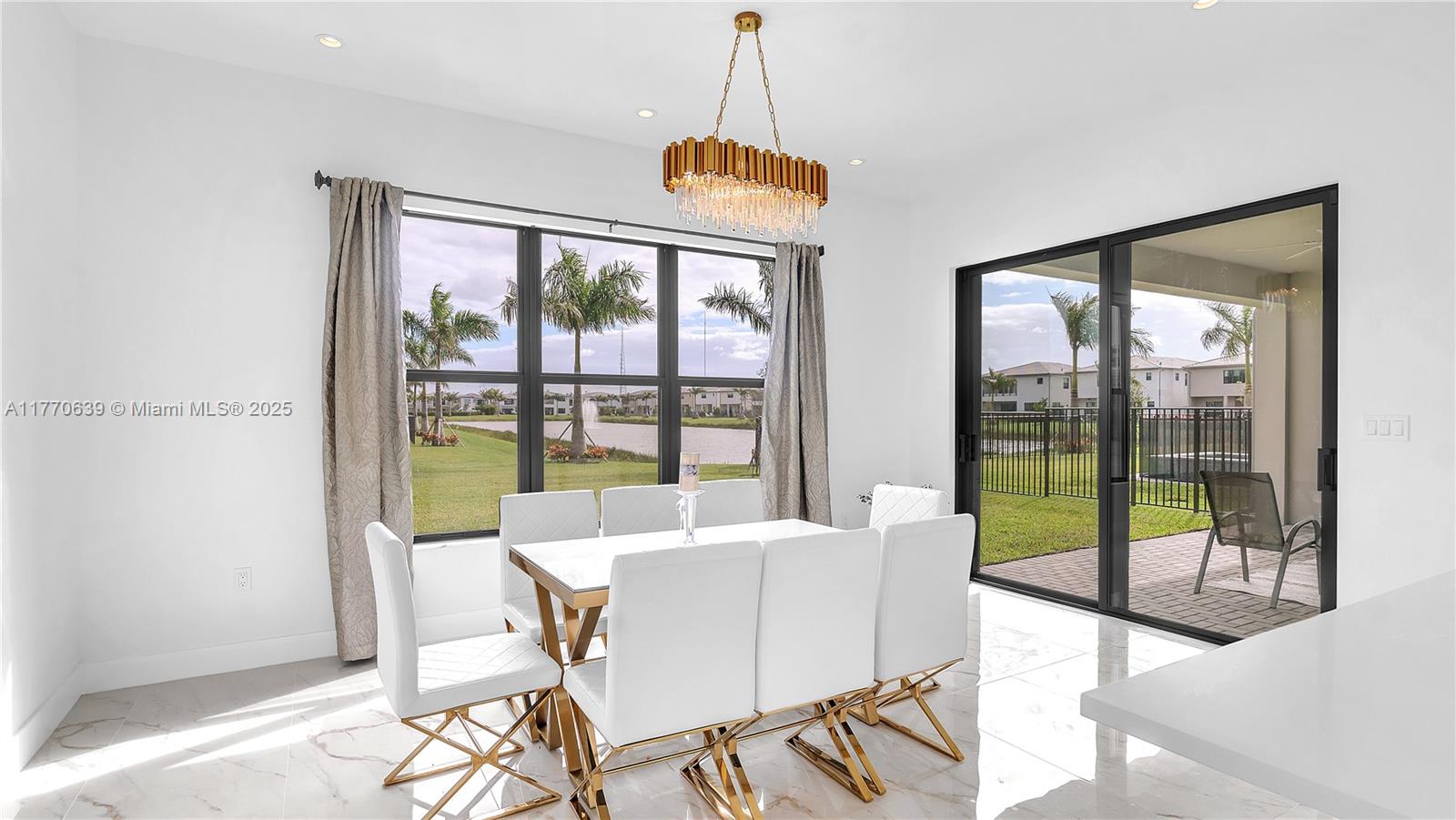 BOCA RATON GOLF COURSE - Residential