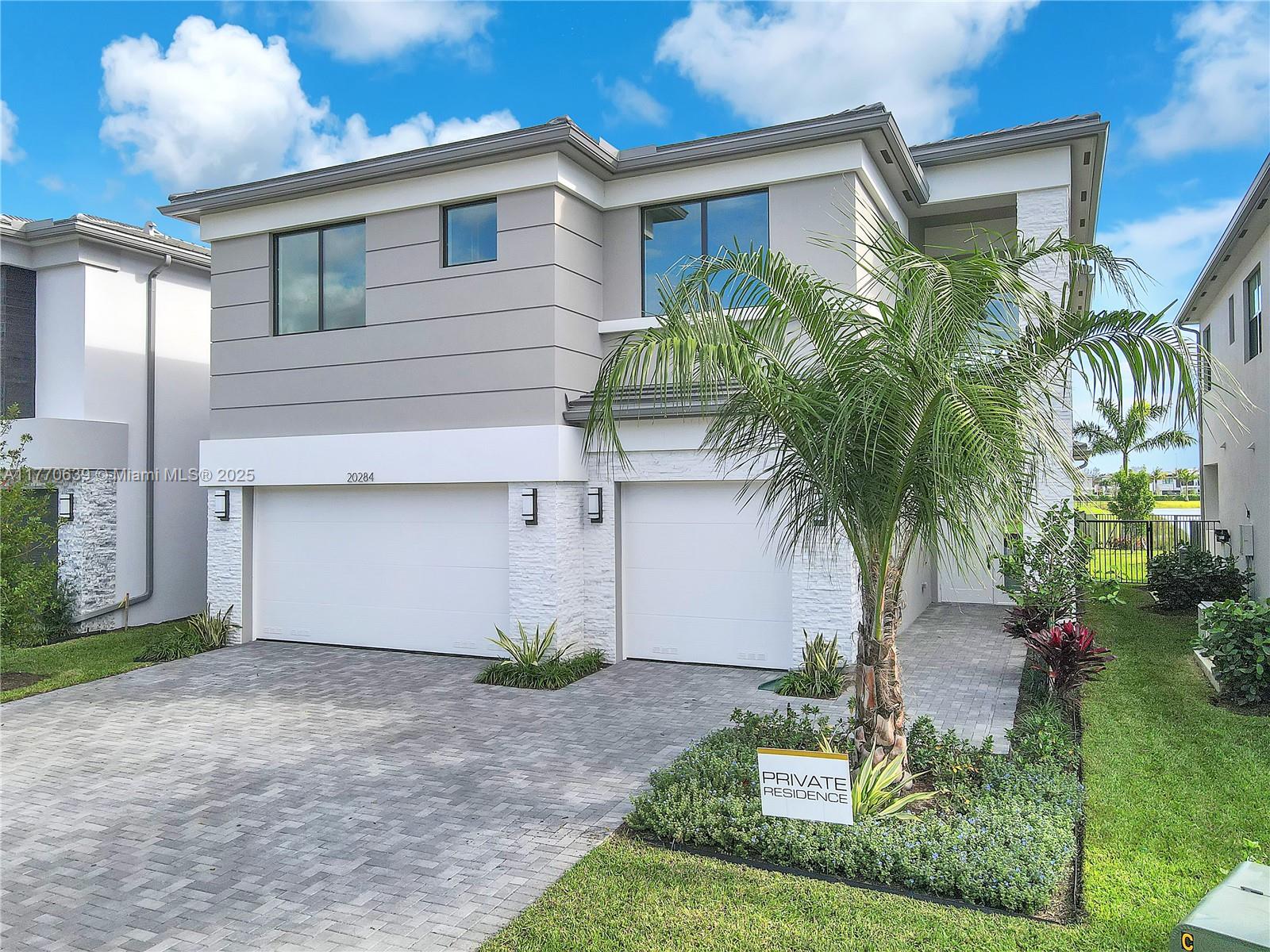 BOCA RATON GOLF COURSE - Residential