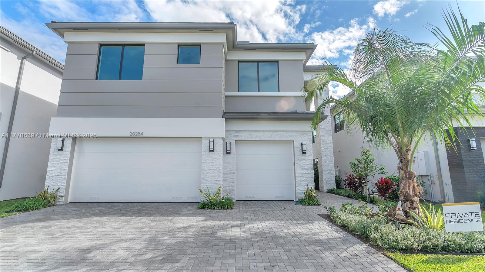 BOCA RATON GOLF COURSE - Residential