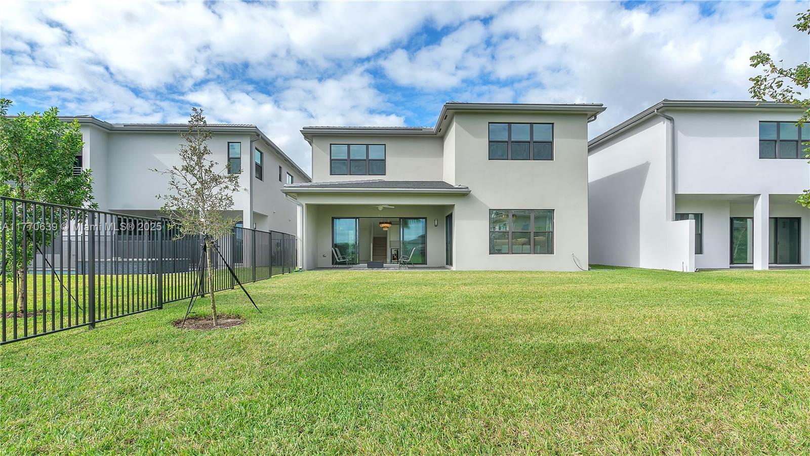 BOCA RATON GOLF COURSE - Residential