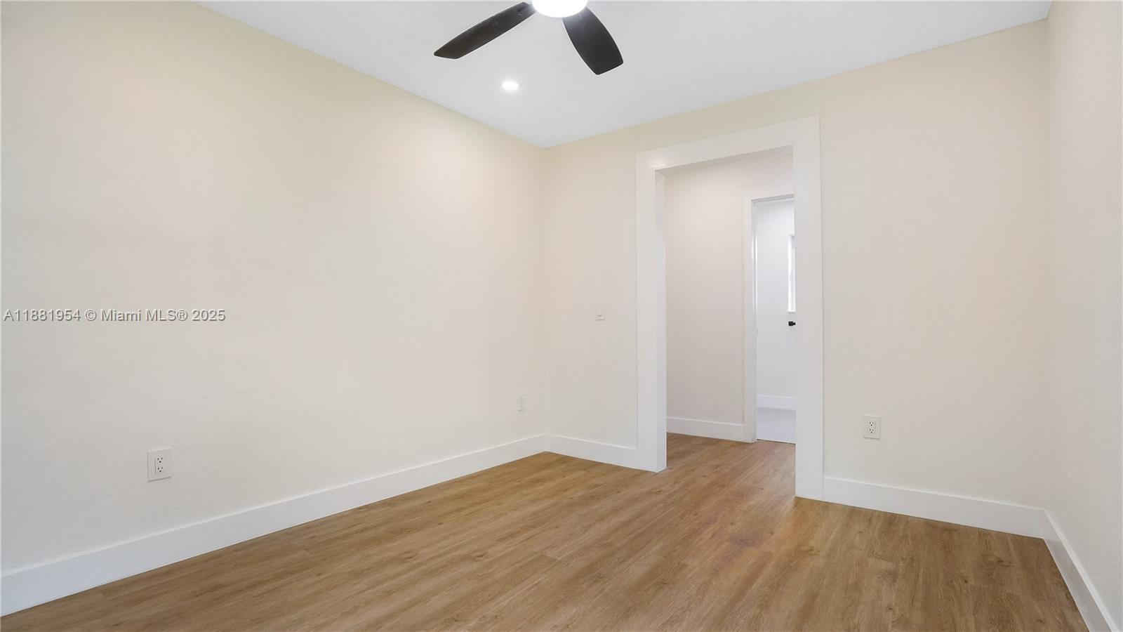 SUNRISE GOLF VILLAGE SEC - Residential