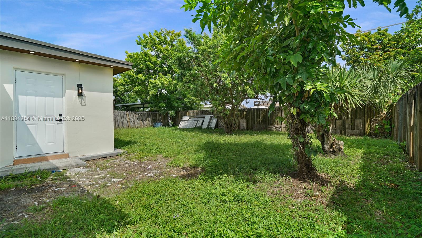 SUNRISE GOLF VILLAGE SEC - Residential