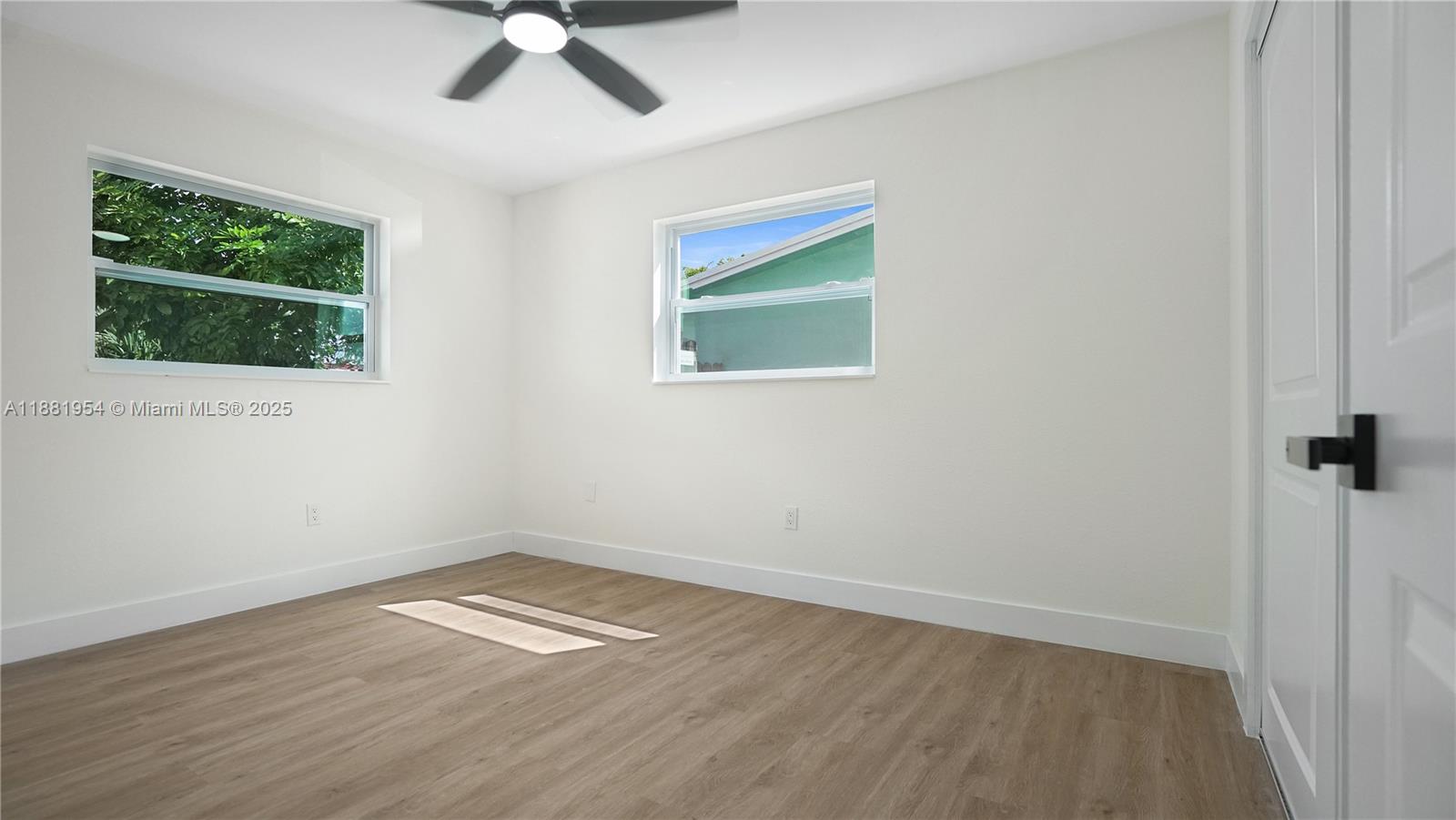 SUNRISE GOLF VILLAGE SEC - Residential