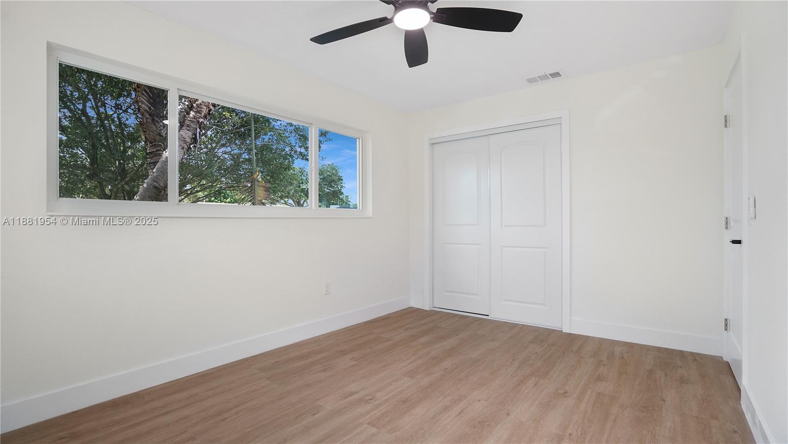 SUNRISE GOLF VILLAGE SEC - Residential