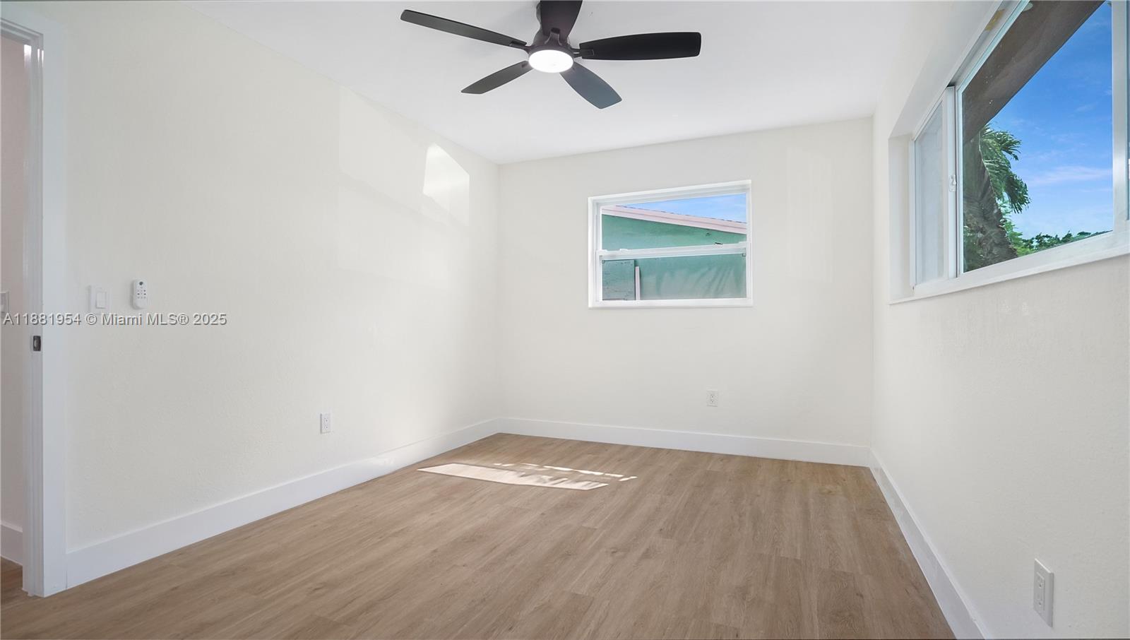 SUNRISE GOLF VILLAGE SEC - Residential