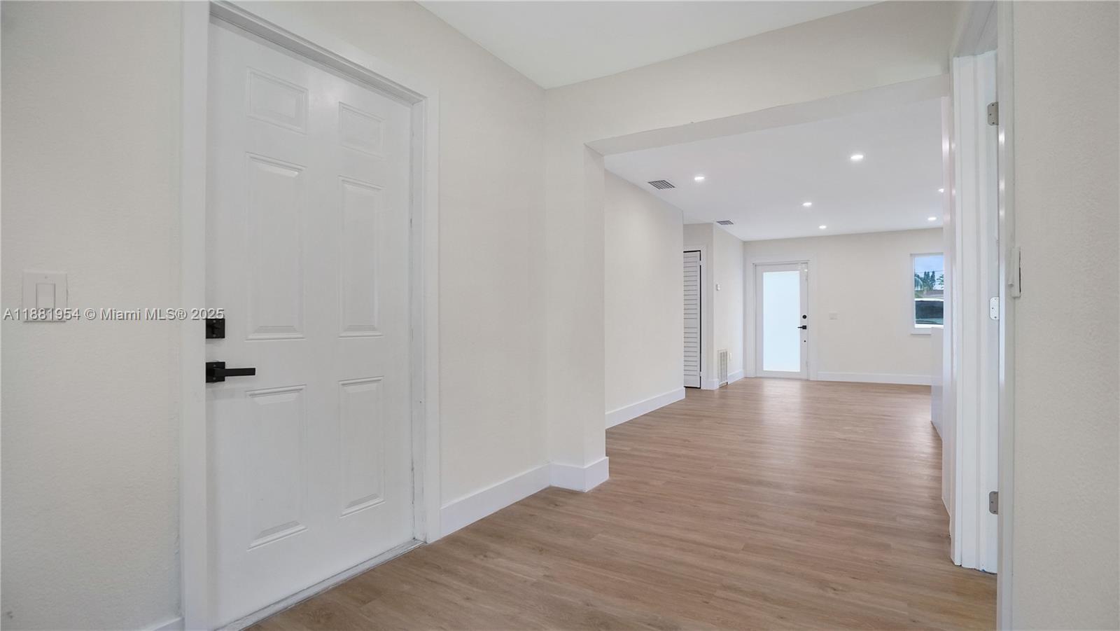 SUNRISE GOLF VILLAGE SEC - Residential