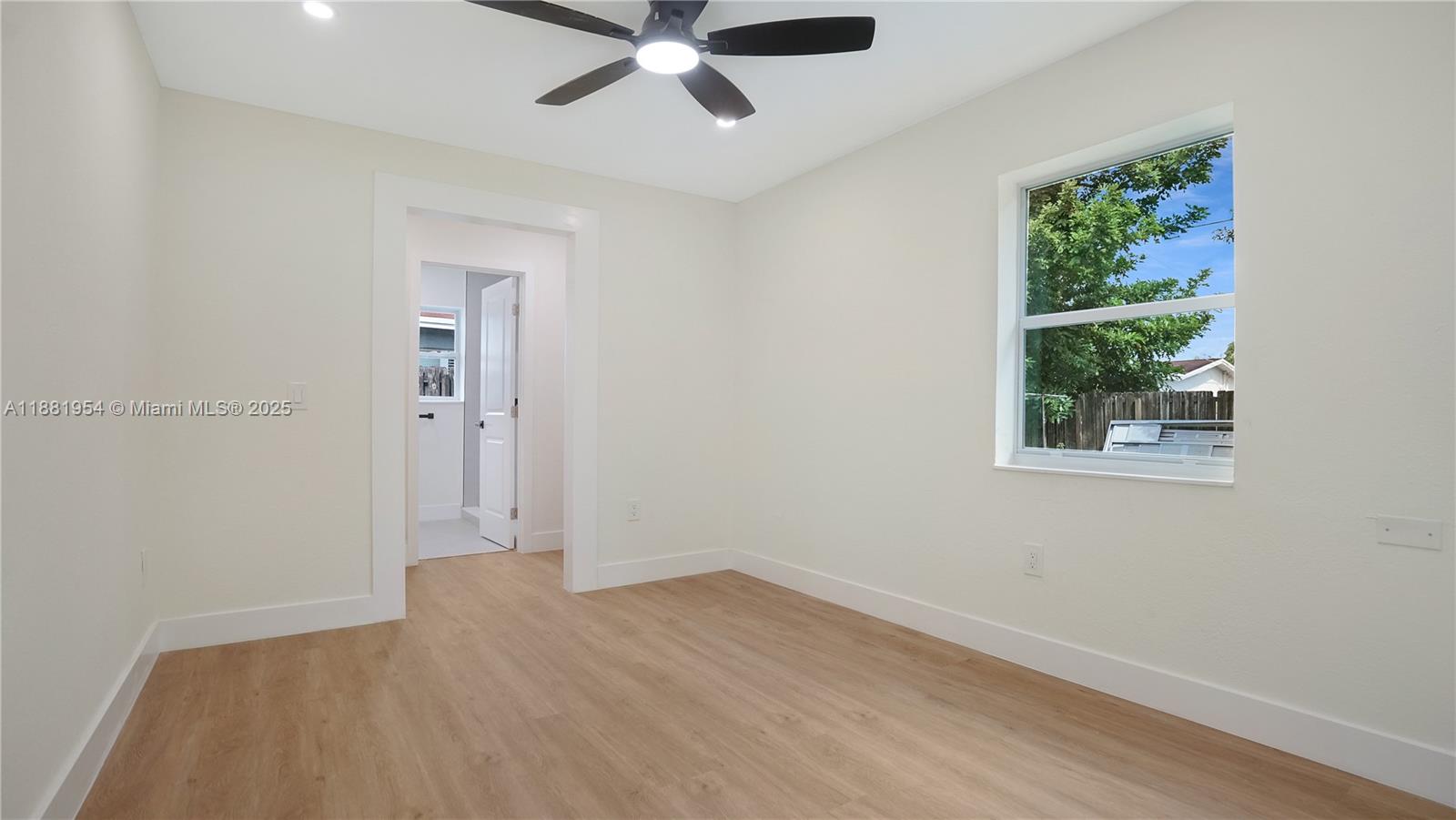 SUNRISE GOLF VILLAGE SEC - Residential