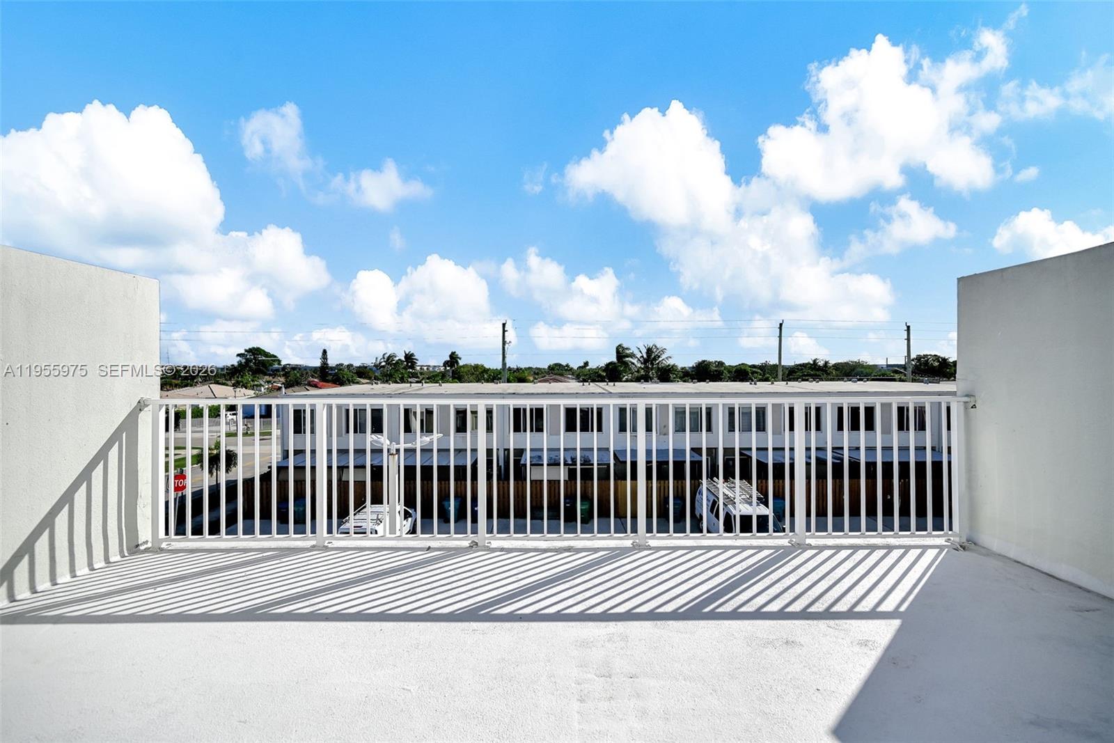 PARADISE GARDENS - Residential