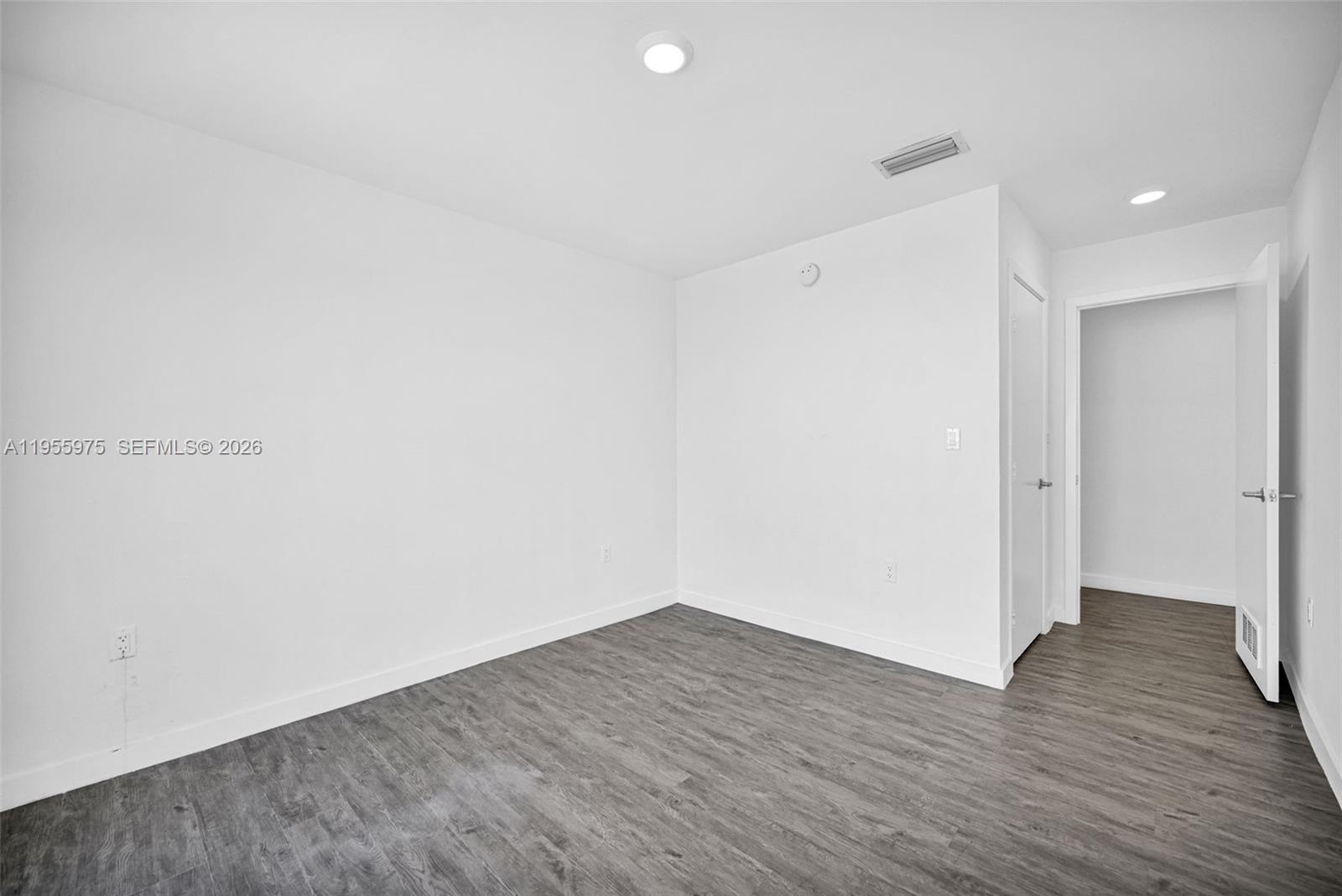 PARADISE GARDENS - Residential