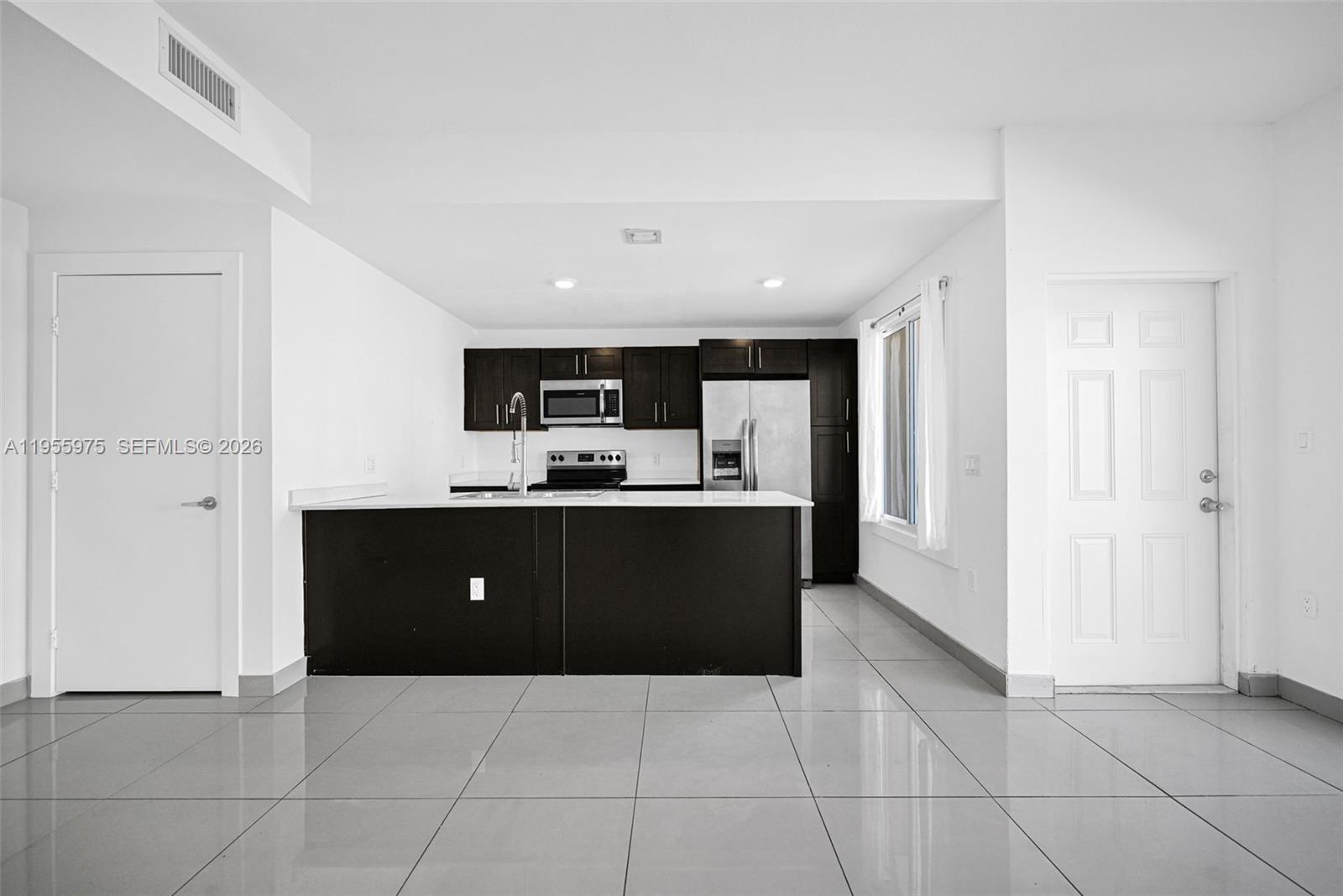 PARADISE GARDENS - Residential