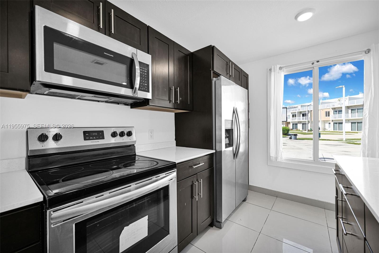 PARADISE GARDENS - Residential