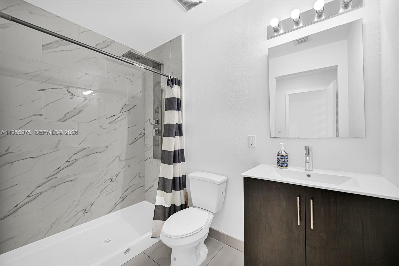 PARADISE GARDENS - Residential