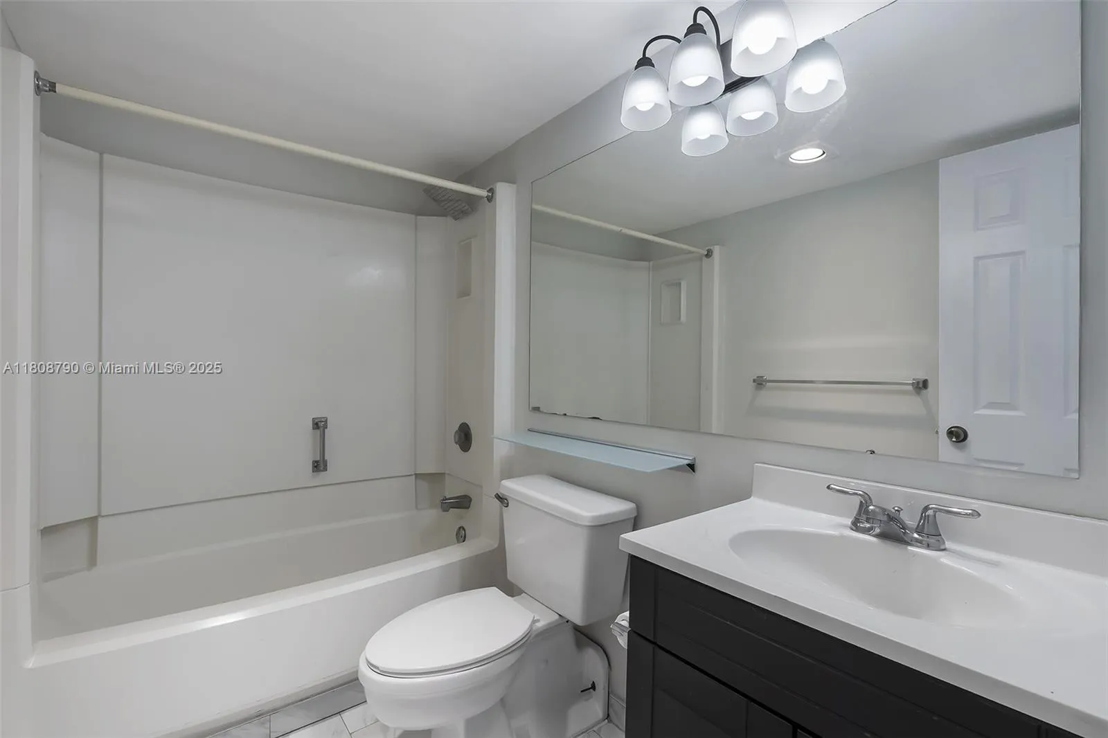 Miami, Florida 33186, United States, 2 Bedrooms Bedrooms, ,2 BathroomsBathrooms,Residential,Active,136643